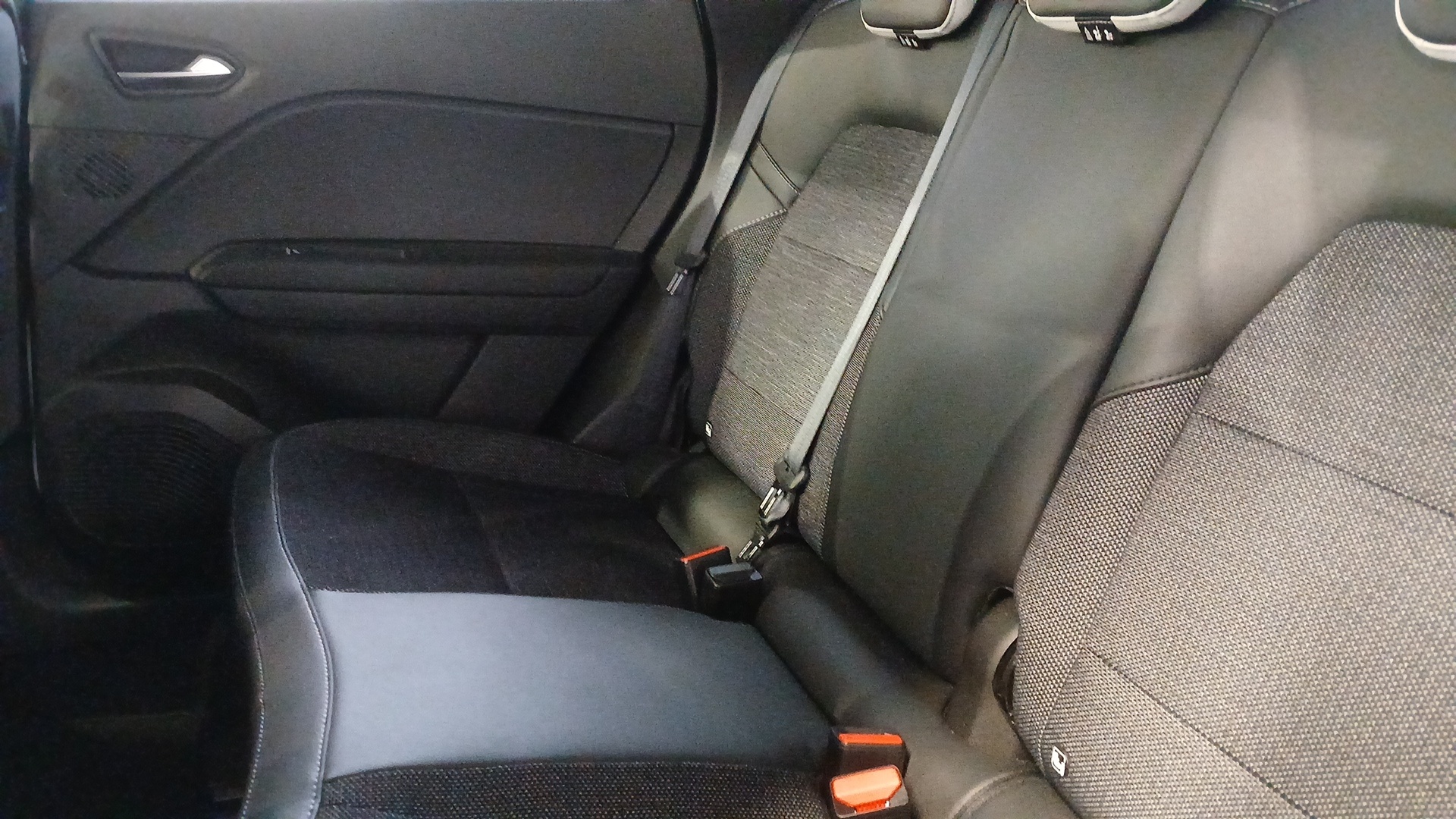 RENAULT CAPTUR E-Tech full hybrid 145 Techno