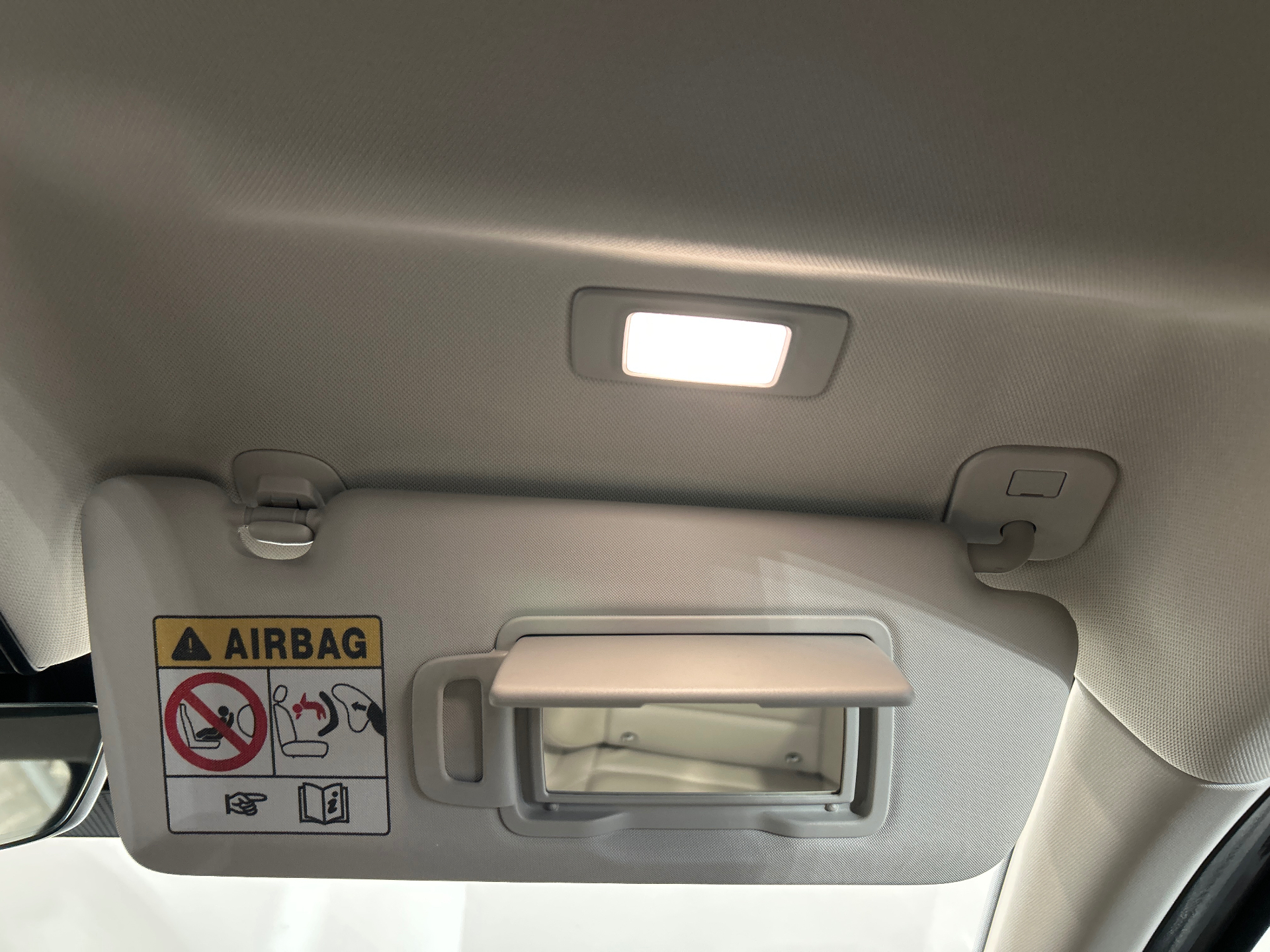 RENAULT CAPTUR E-Tech full hybrid 145 Iconic