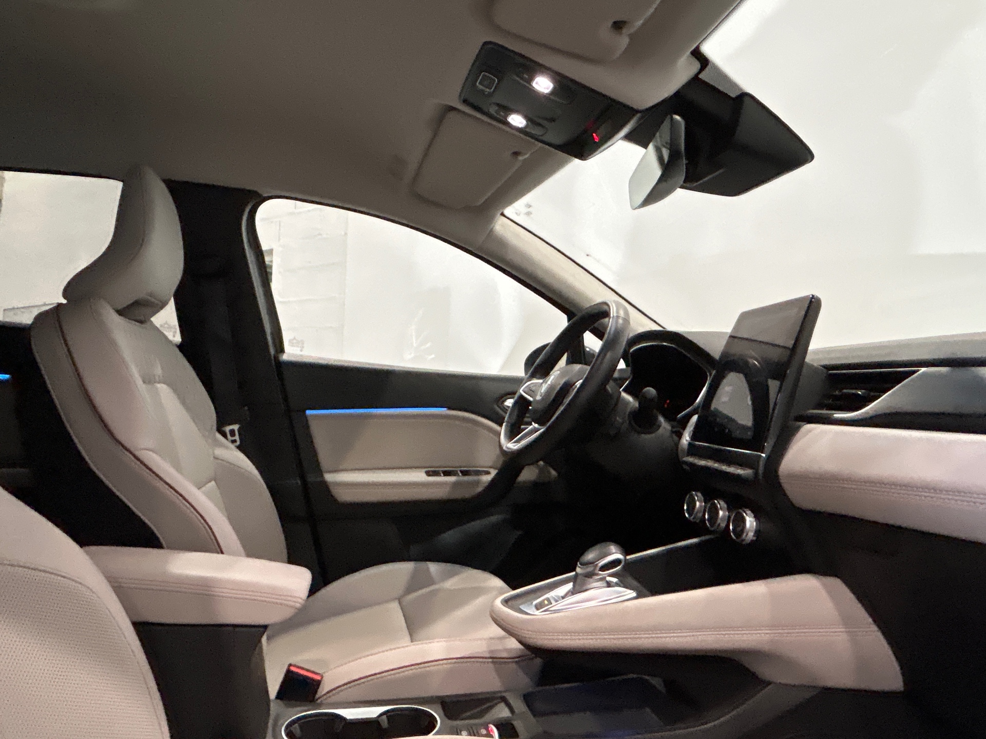 RENAULT CAPTUR E-Tech full hybrid 145 Iconic