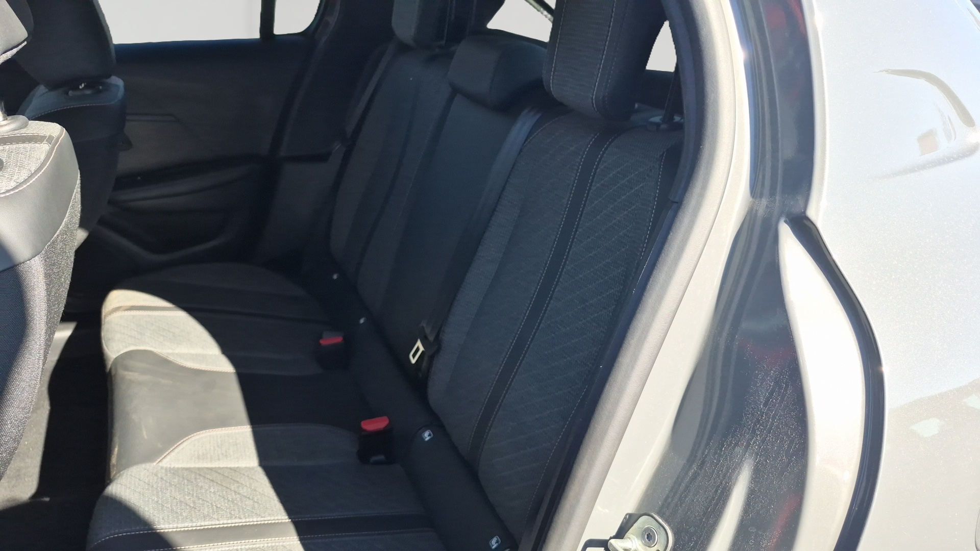 PEUGEOT 208 ALL PT100 BVM