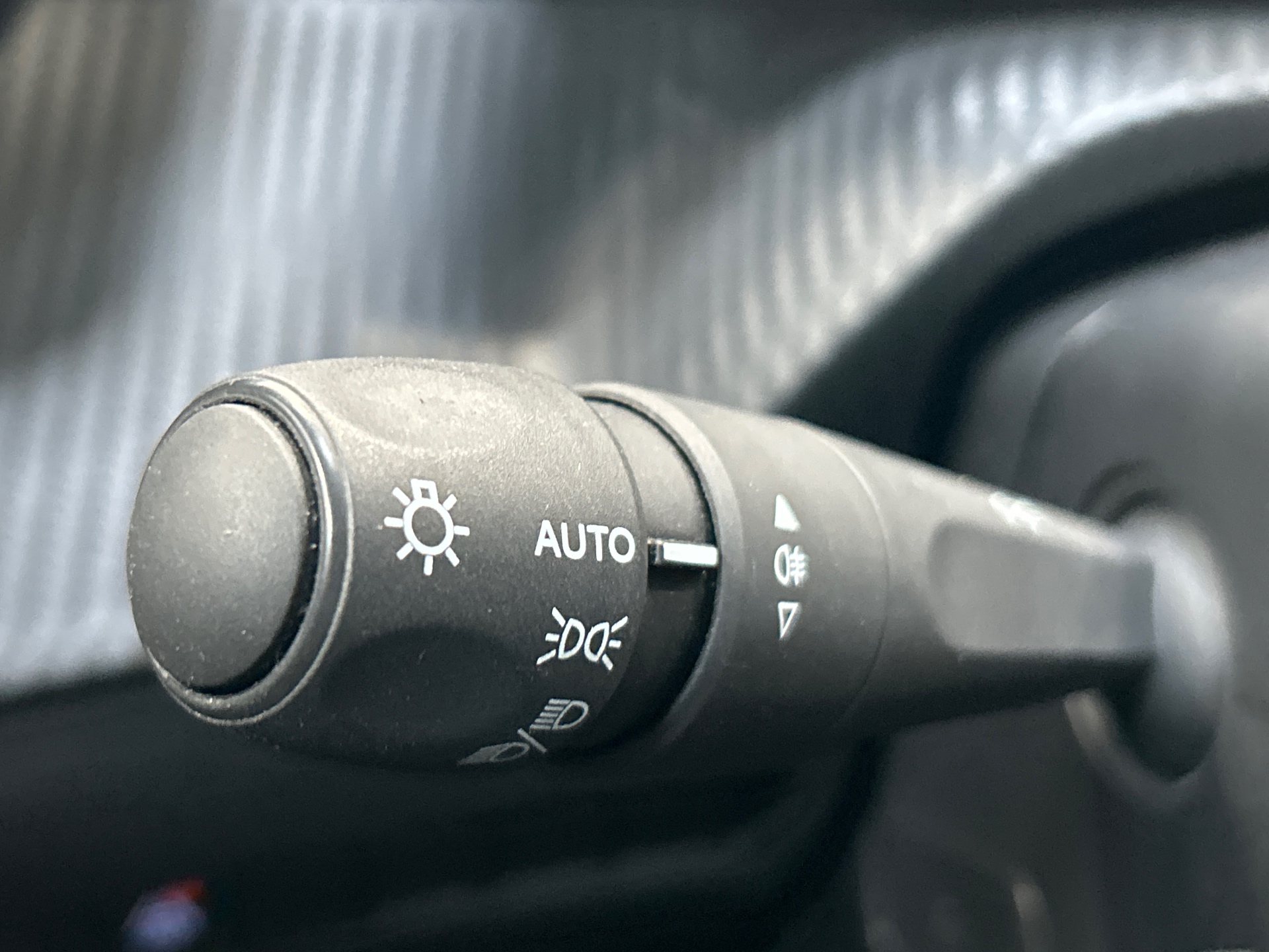 PEUGEOT 2008 PureTech 130 S&S BVM6 Allure Pack