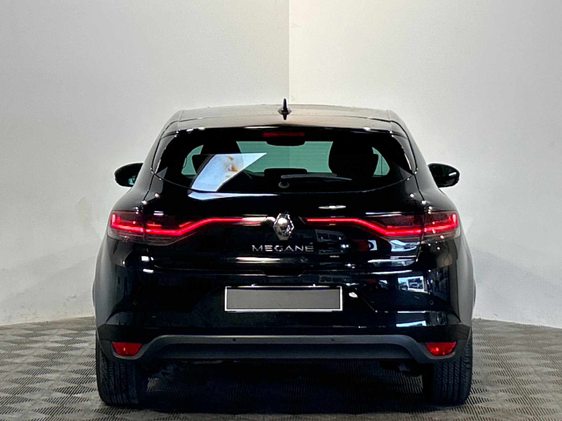 RENAULT MEGANE IV BERLINE techno TCe 140 EDC -23