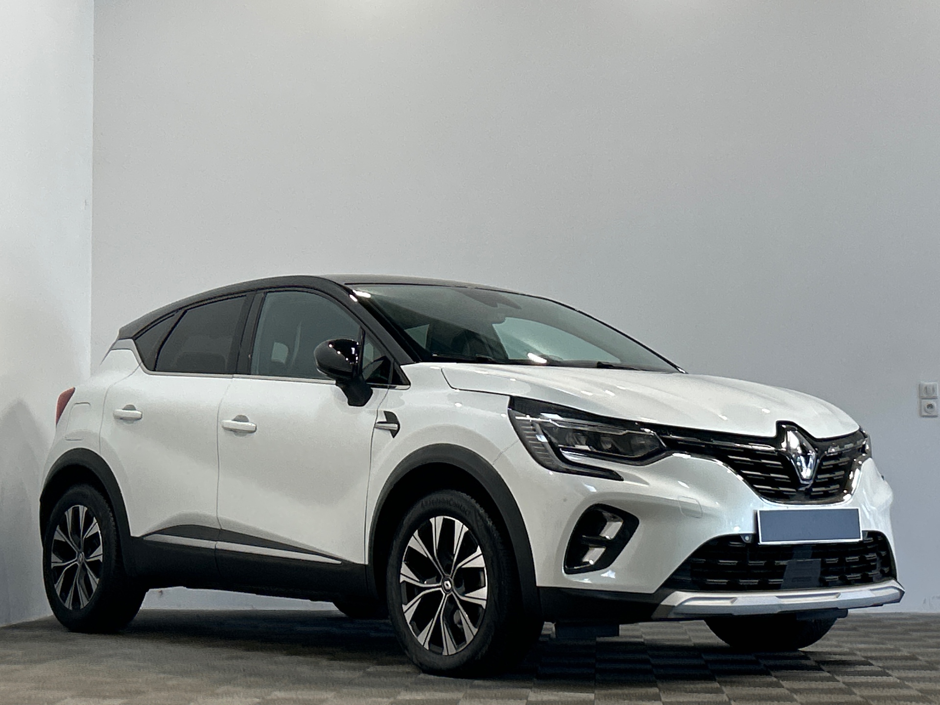 RENAULT CAPTUR techno TCe 90