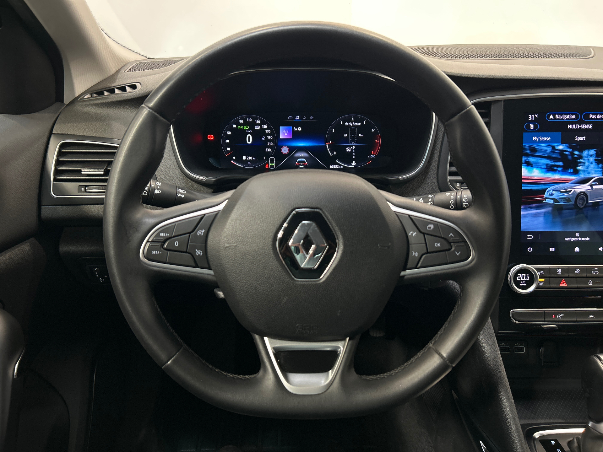 RENAULT MEGANE IV BERLINE techno TCe 140 EDC -23
