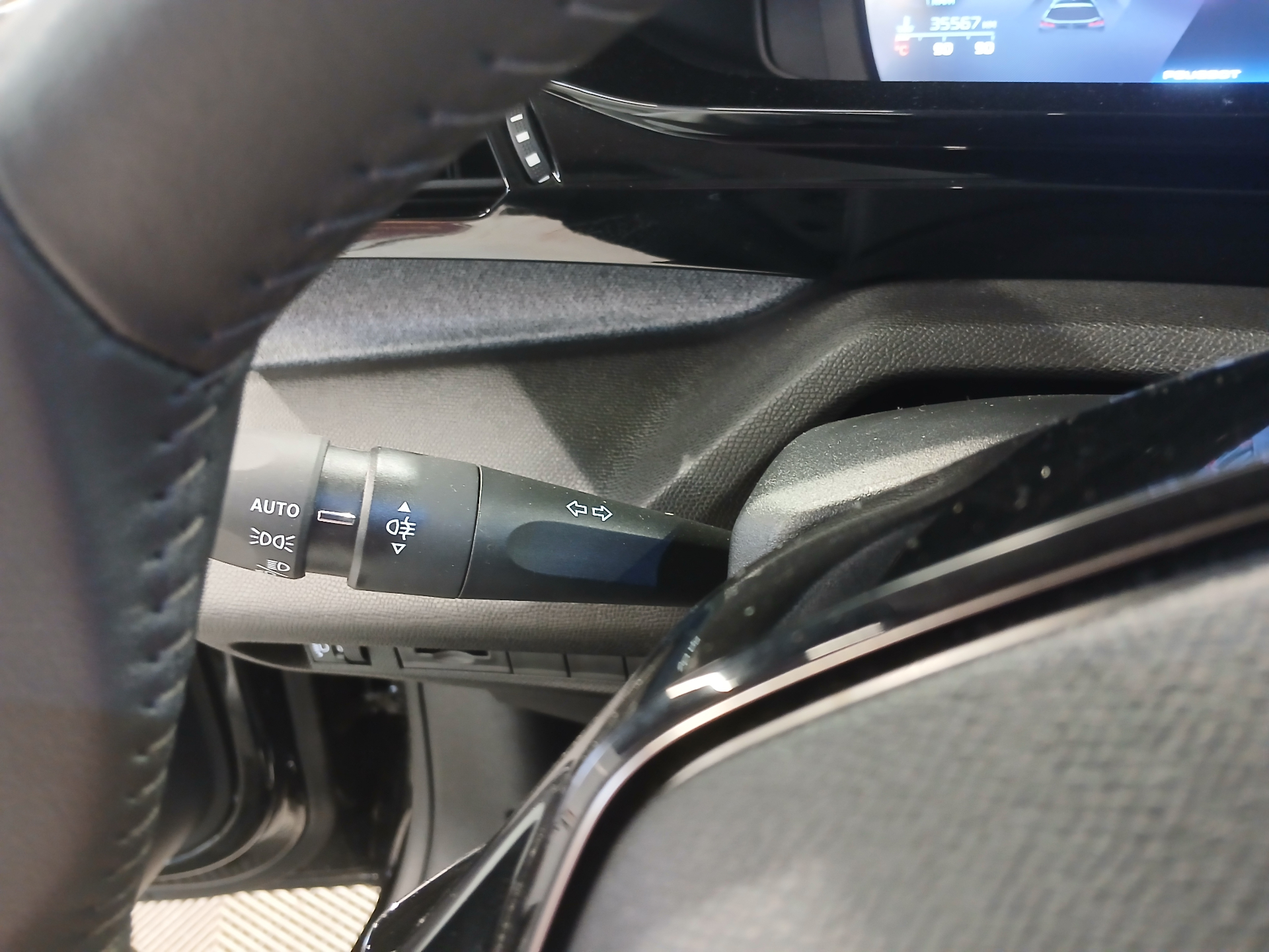 PEUGEOT 308 SW SW Allure BlueHDI 130 ch S&S EAT8