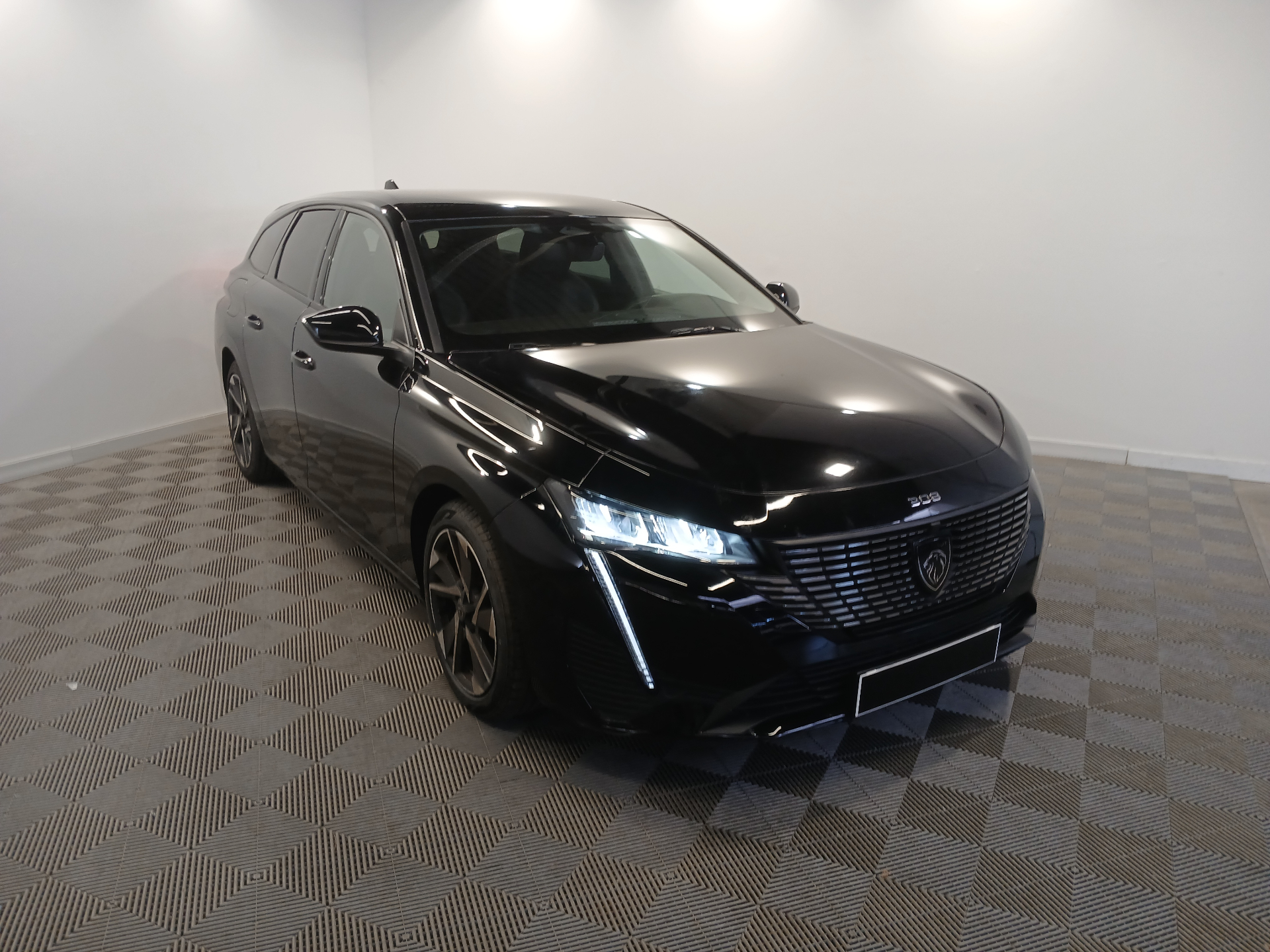 PEUGEOT 308 SW SW Allure BlueHDI 130 ch S&S EAT8