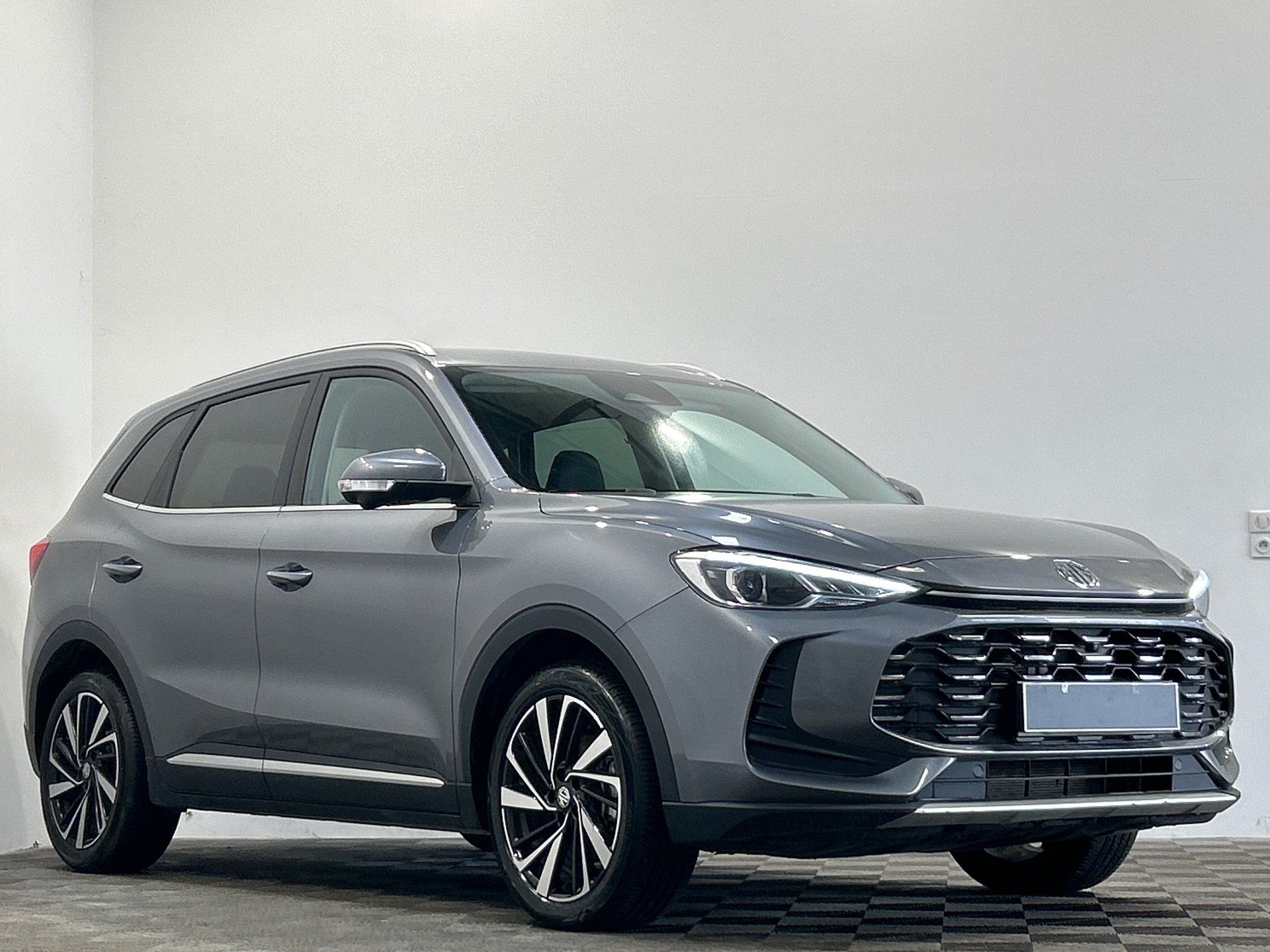 MG ZS 1.5 L Hybrid+ 197 ch Luxury