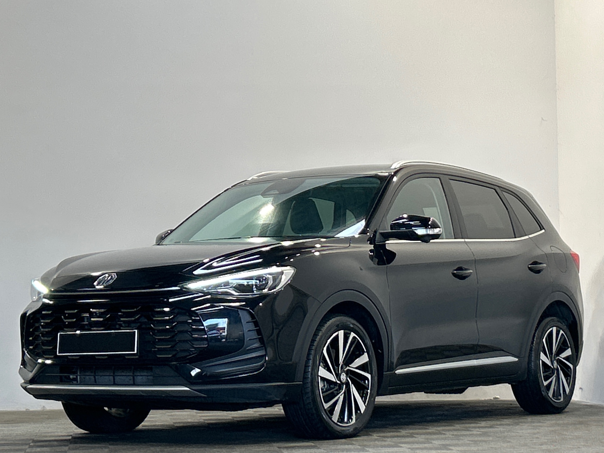 MG ZS 1.5 Hybrid 197 Luxury