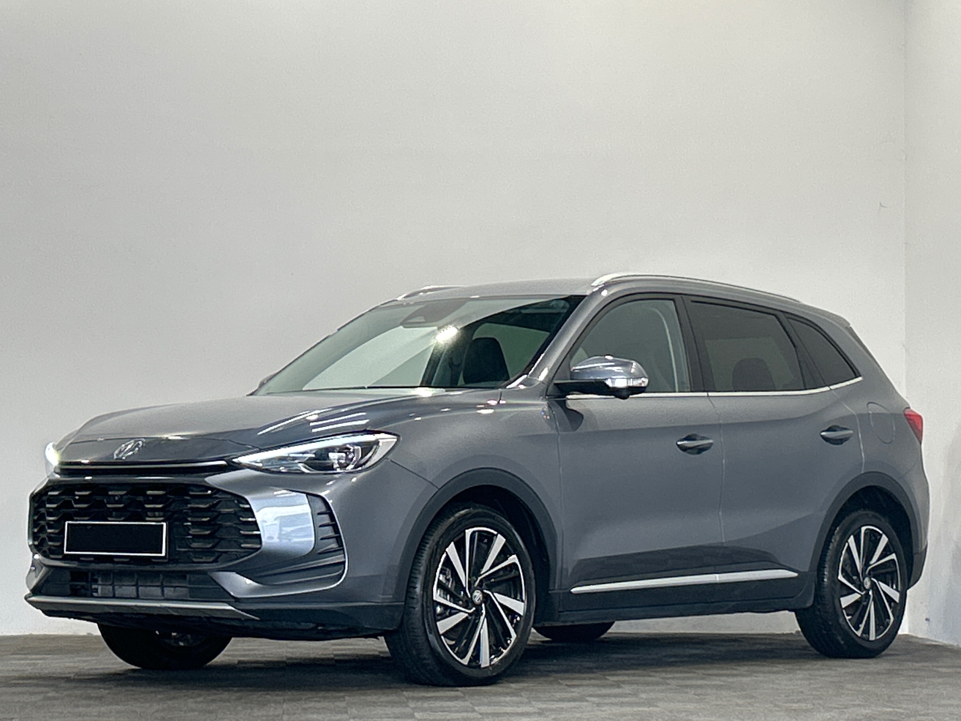 MG ZS 1.5 L Hybrid+ 197 ch Luxury