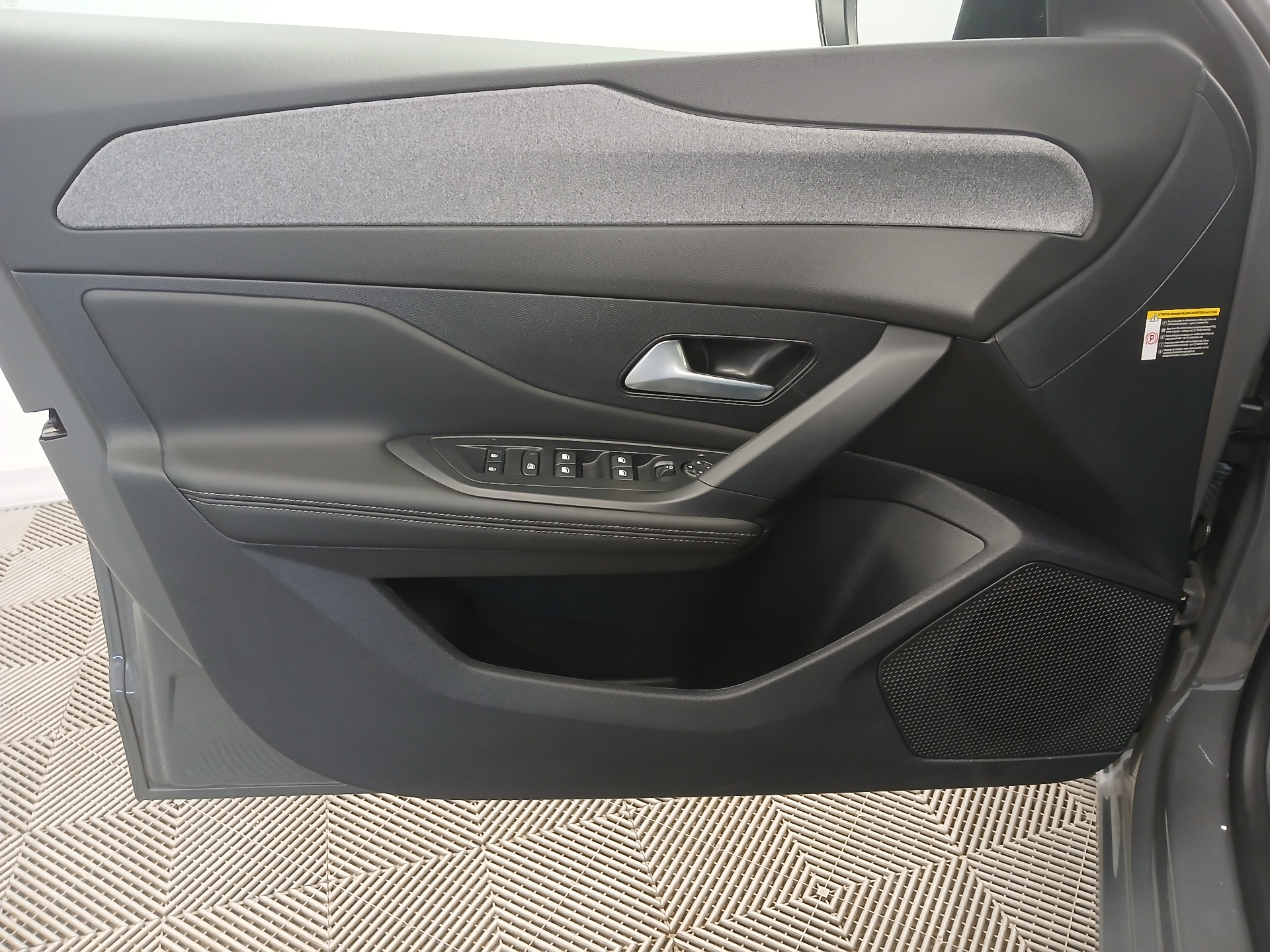PEUGEOT 308 SW SW Allure Hybrid 145 ch e-DCS6