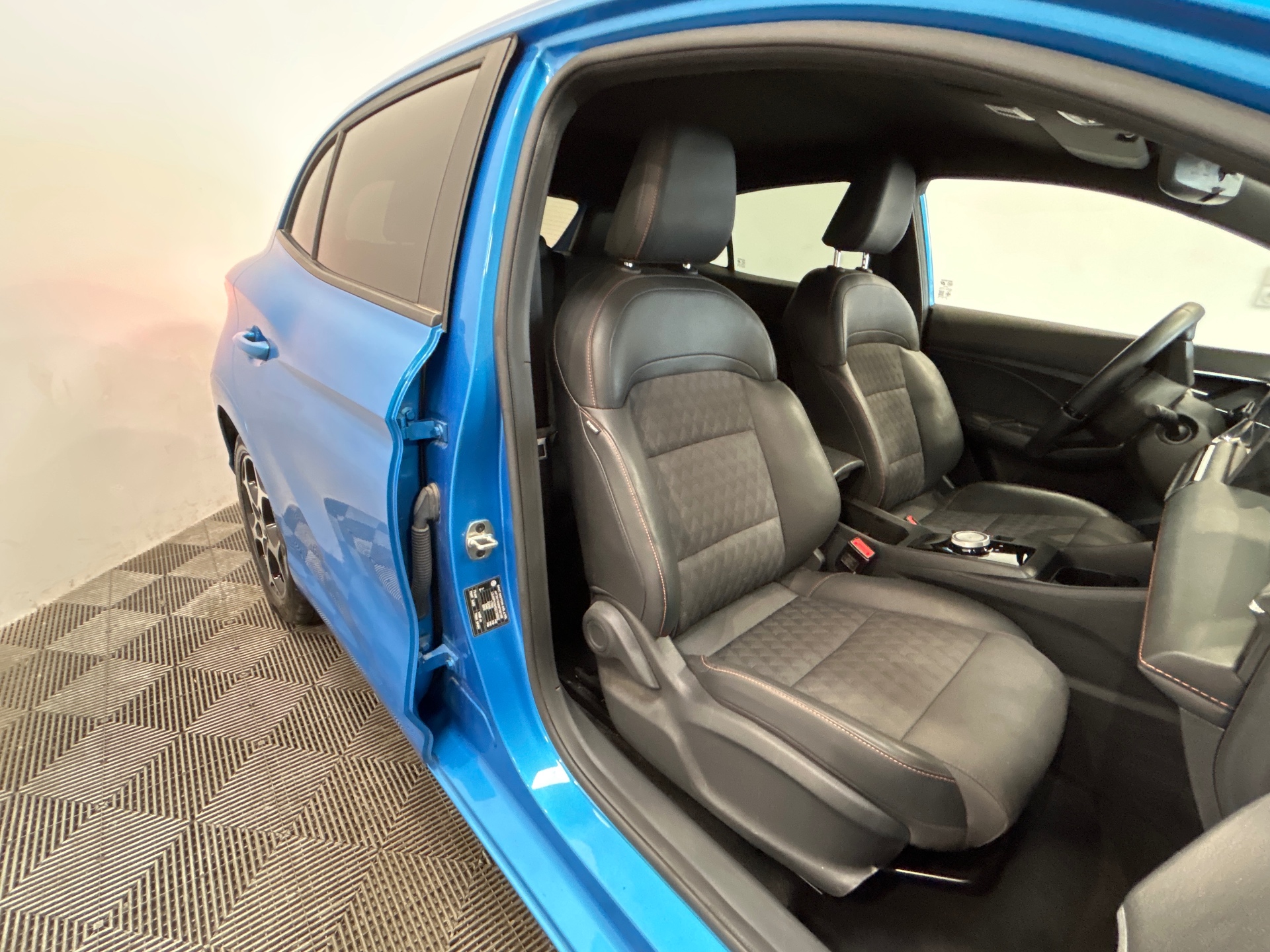 MG MG3 1.5 L Hybrid+ 195 ch Luxury