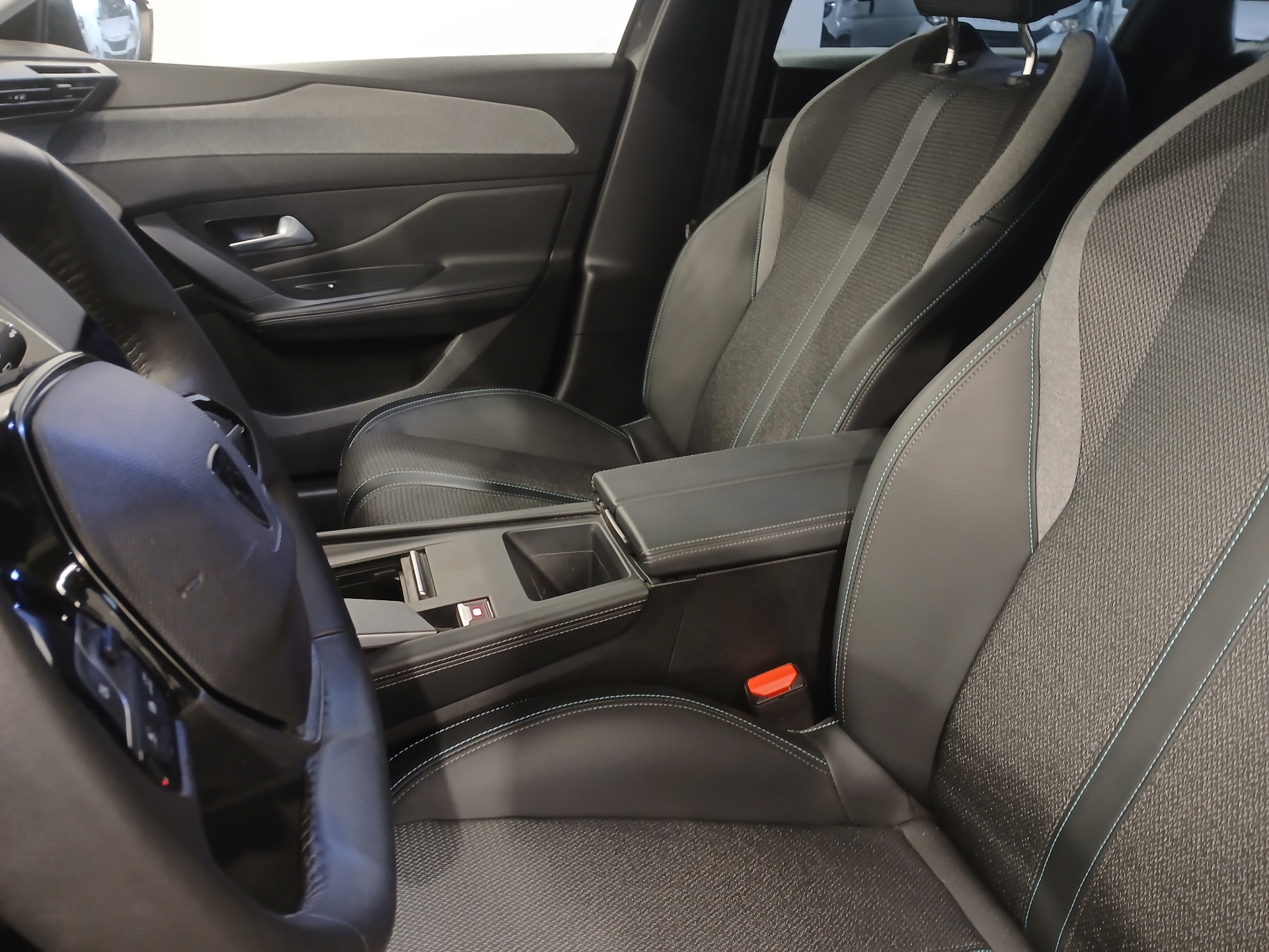 PEUGEOT 308 SW ALLURE BLUEHDI 130 S&S EAT8
