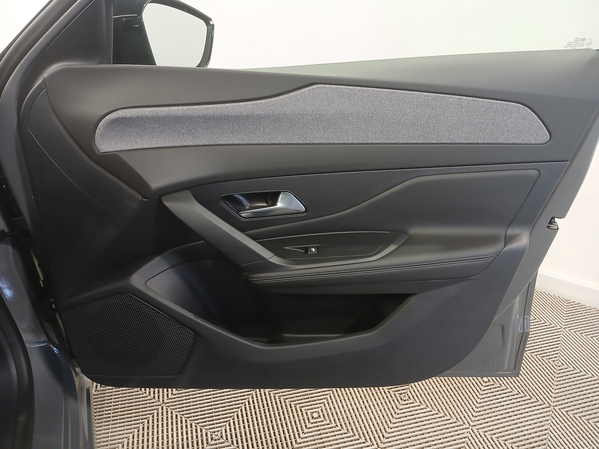 PEUGEOT 308 SW SW Allure Hybrid 145 ch e-DCS6