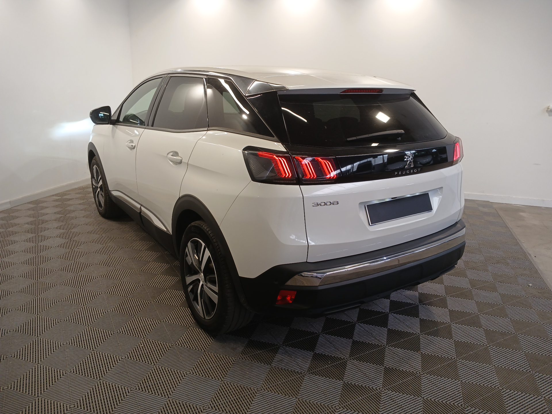PEUGEOT 3008 ALLURE PACK HYBRID 136 CH E-DCS6
