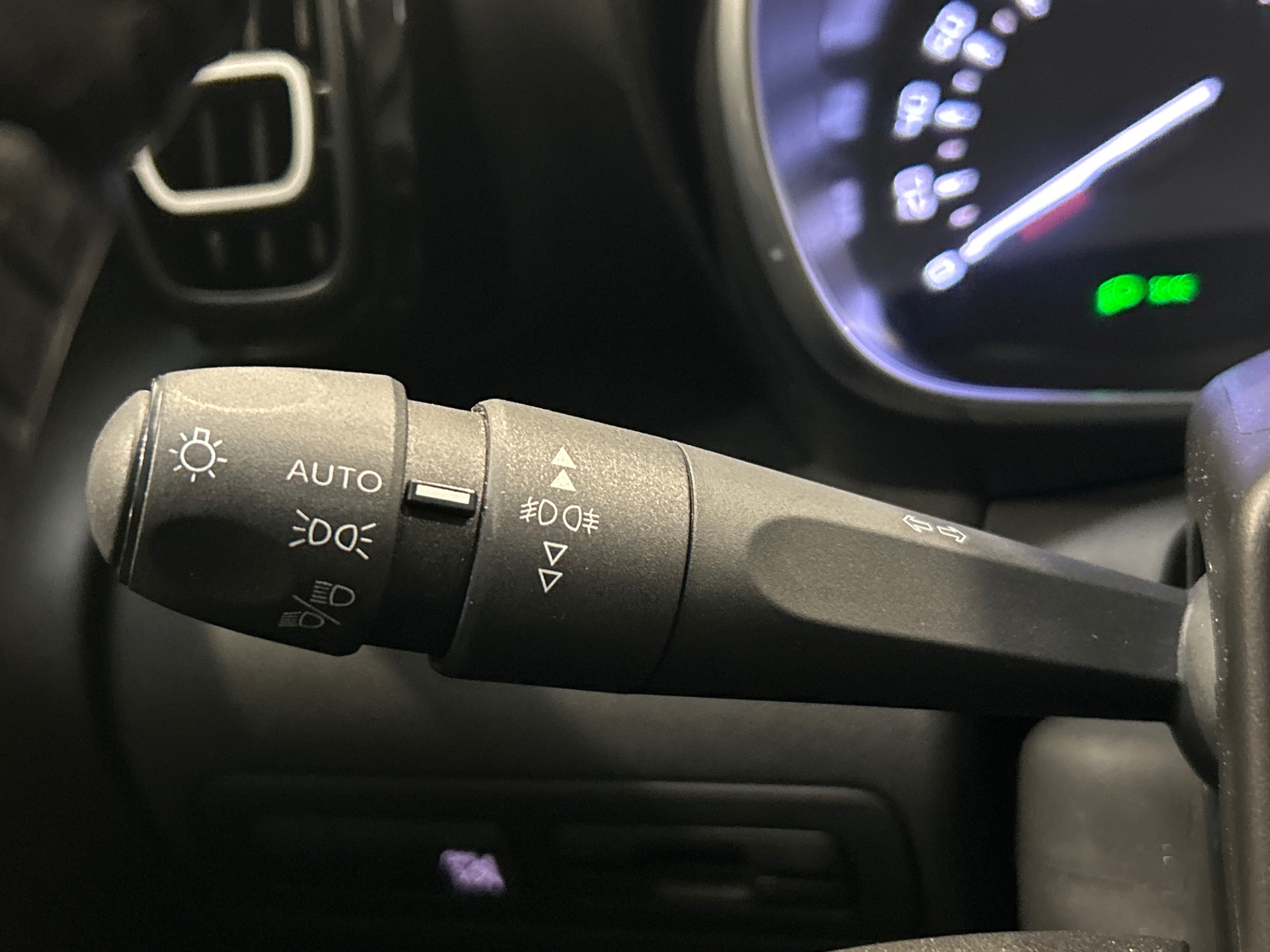 CITROEN C3 AIRCROSS PT110 S&S BVM6 SHINE