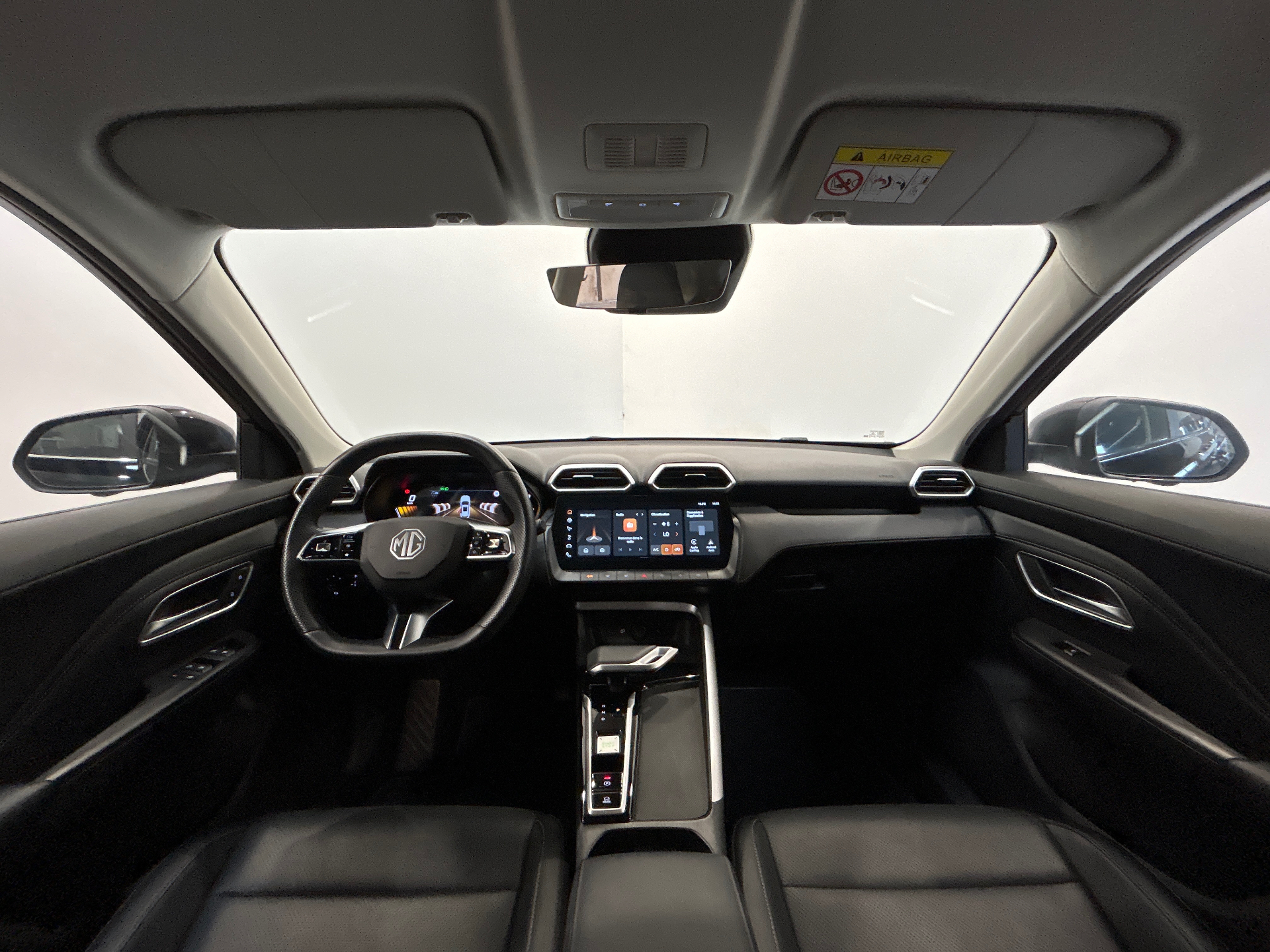 MG ZS 1.5 Hybrid 197 Luxury