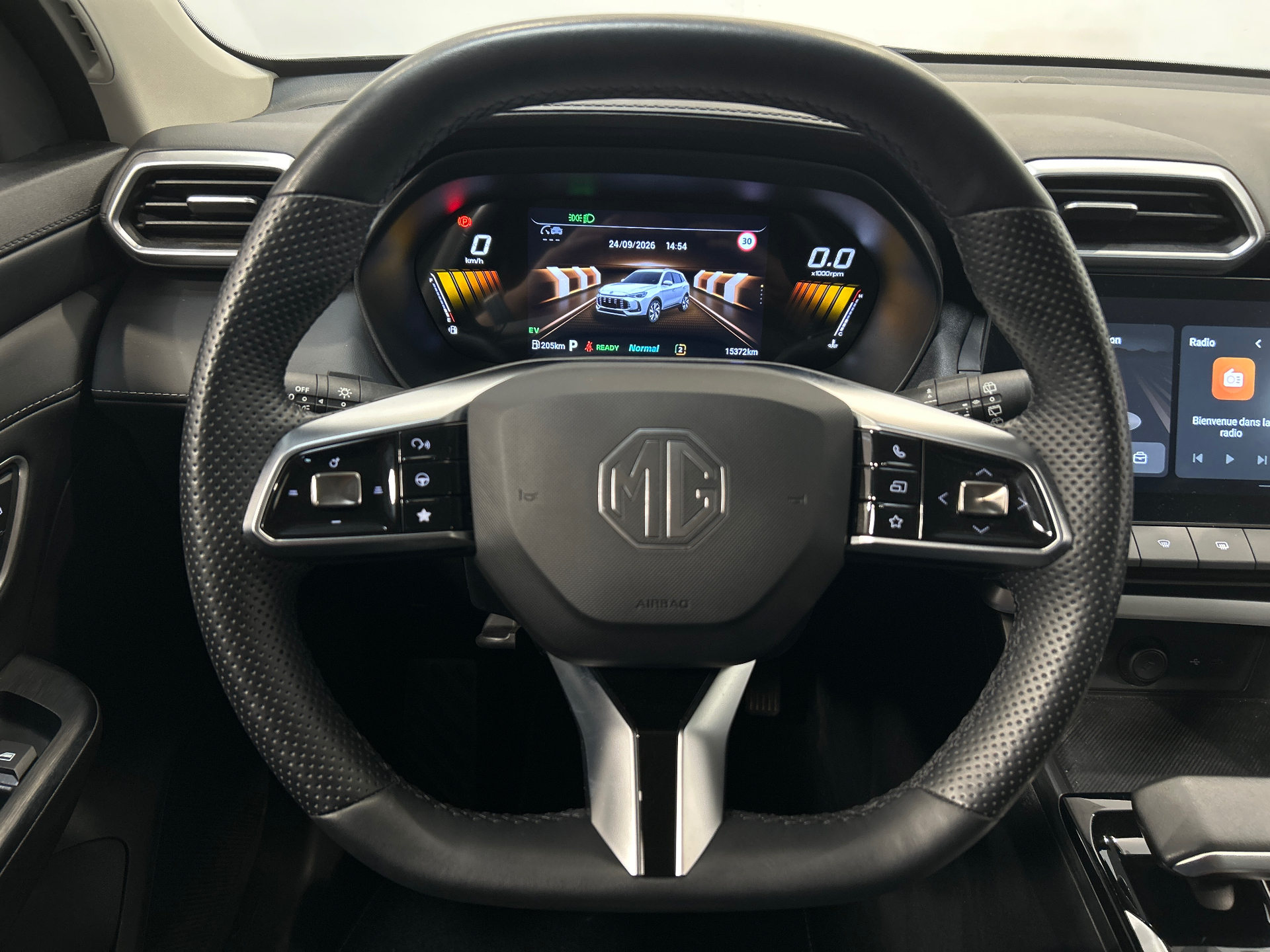 MG ZS 1.5 Hybrid 197 Luxury