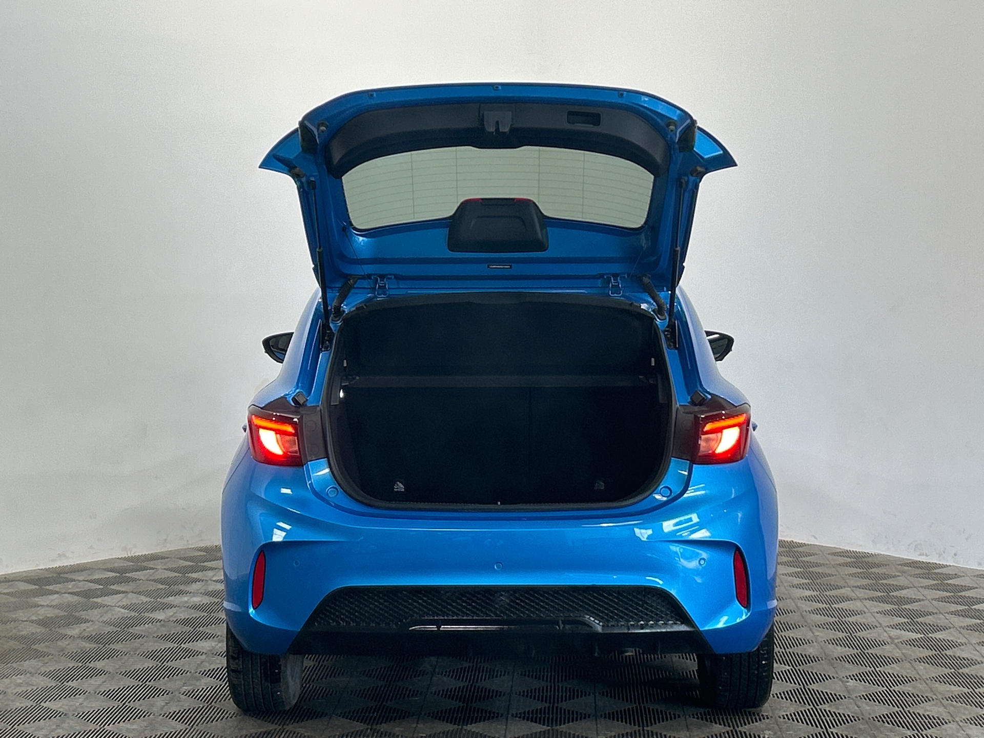 MG MG3 1.5 L Hybrid+ 195 ch Luxury