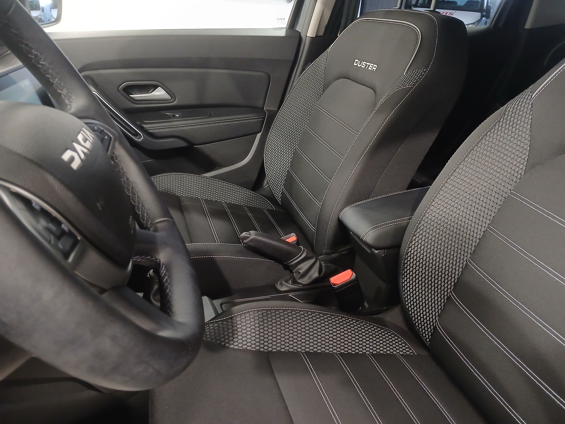 DACIA DUSTER ECO-G 100 4x2 Journey +