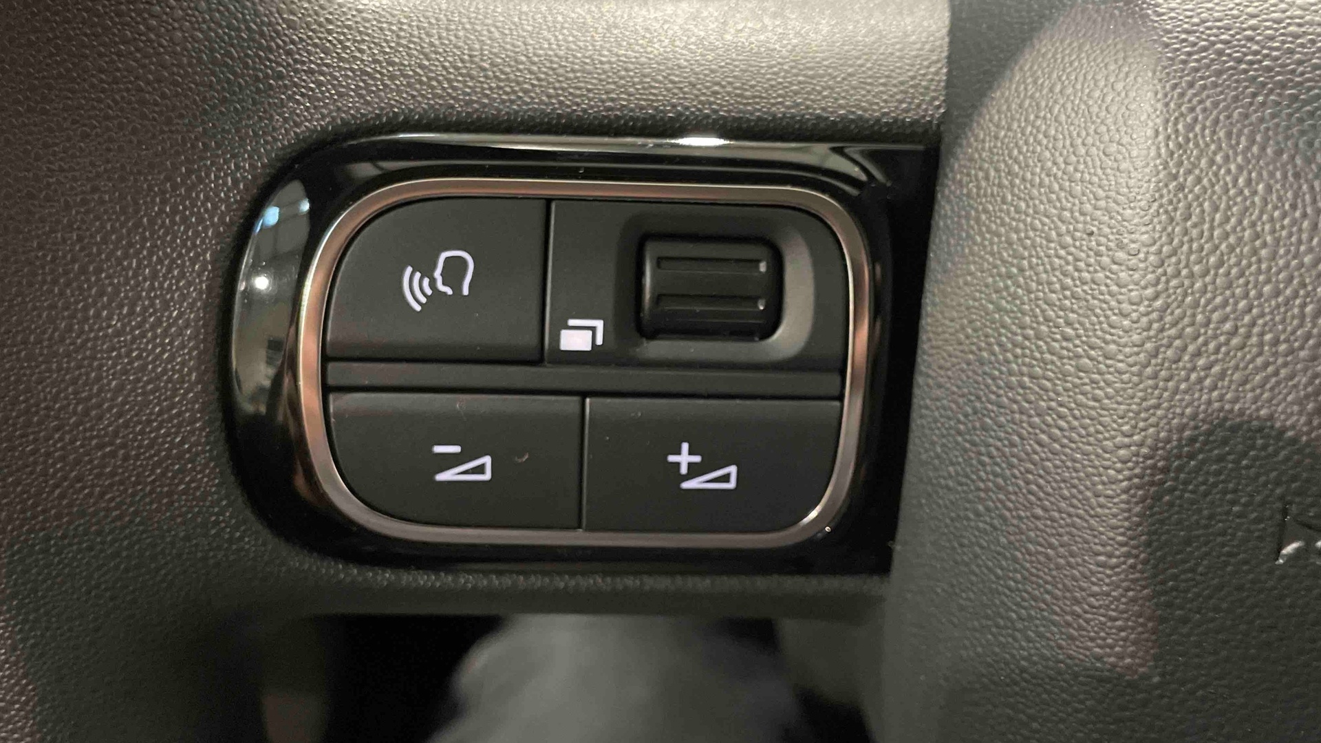 CITROEN C3 PureTech 110 S&S BVM6 Shine