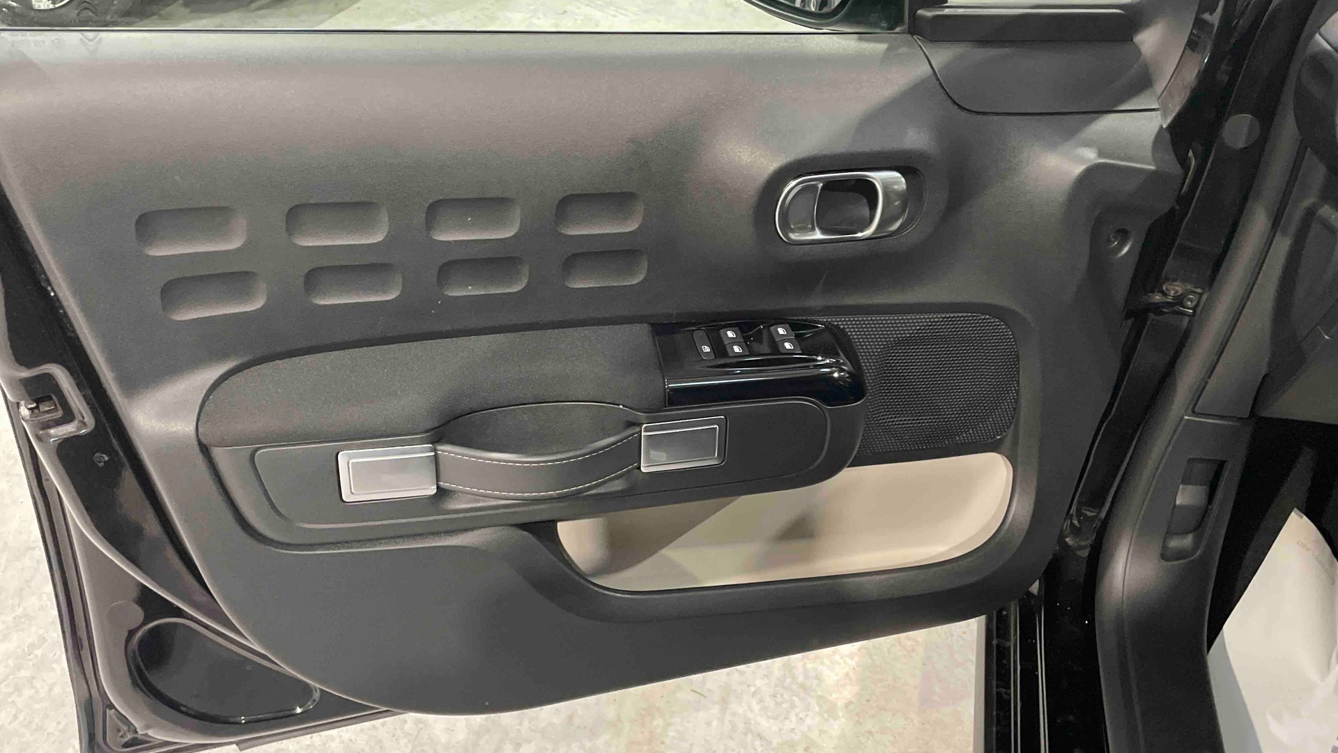 CITROEN C3 PureTech 110 S&S BVM6 Shine