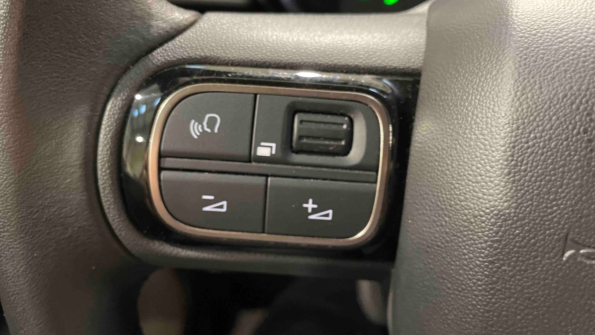 CITROEN C3 PureTech 83 S&S BVM5 Shine