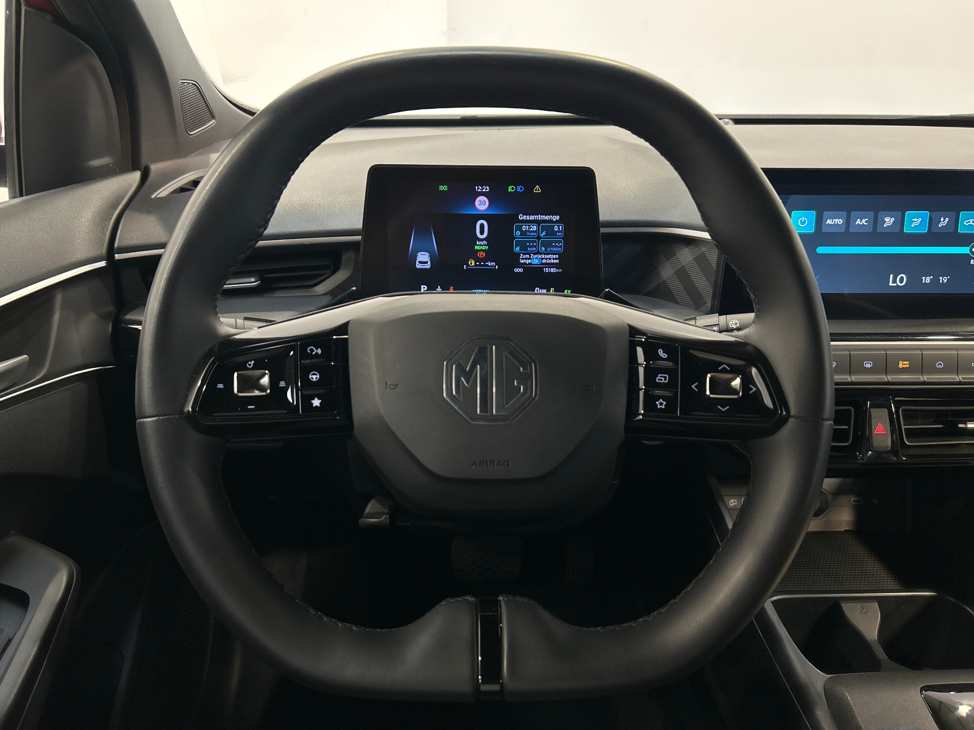 MG MG3 1.5 L Hybrid+ 195 ch Luxury