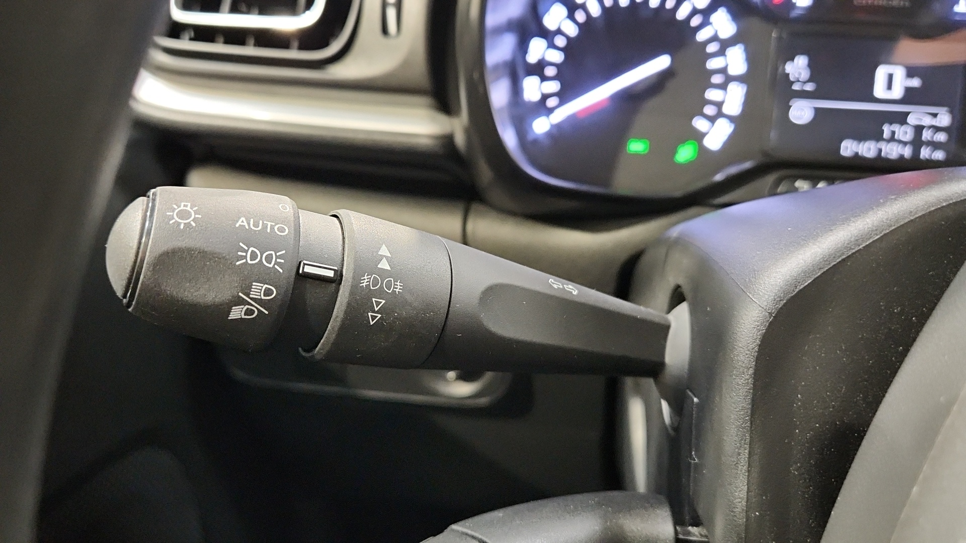 CITROEN C3 PureTech 83 S&S BVM5 Shine - 5P