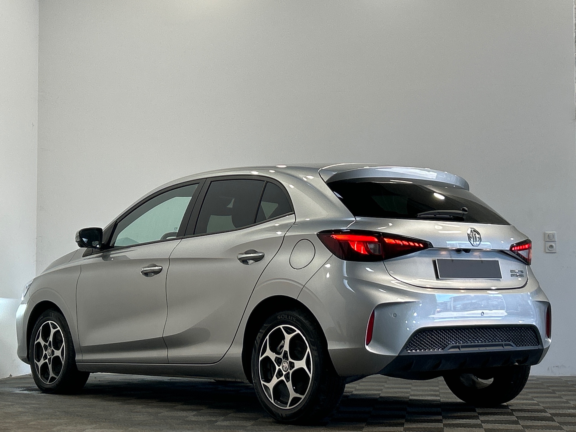 MG MG3 1.5 L Hybrid+ 195 ch Luxury