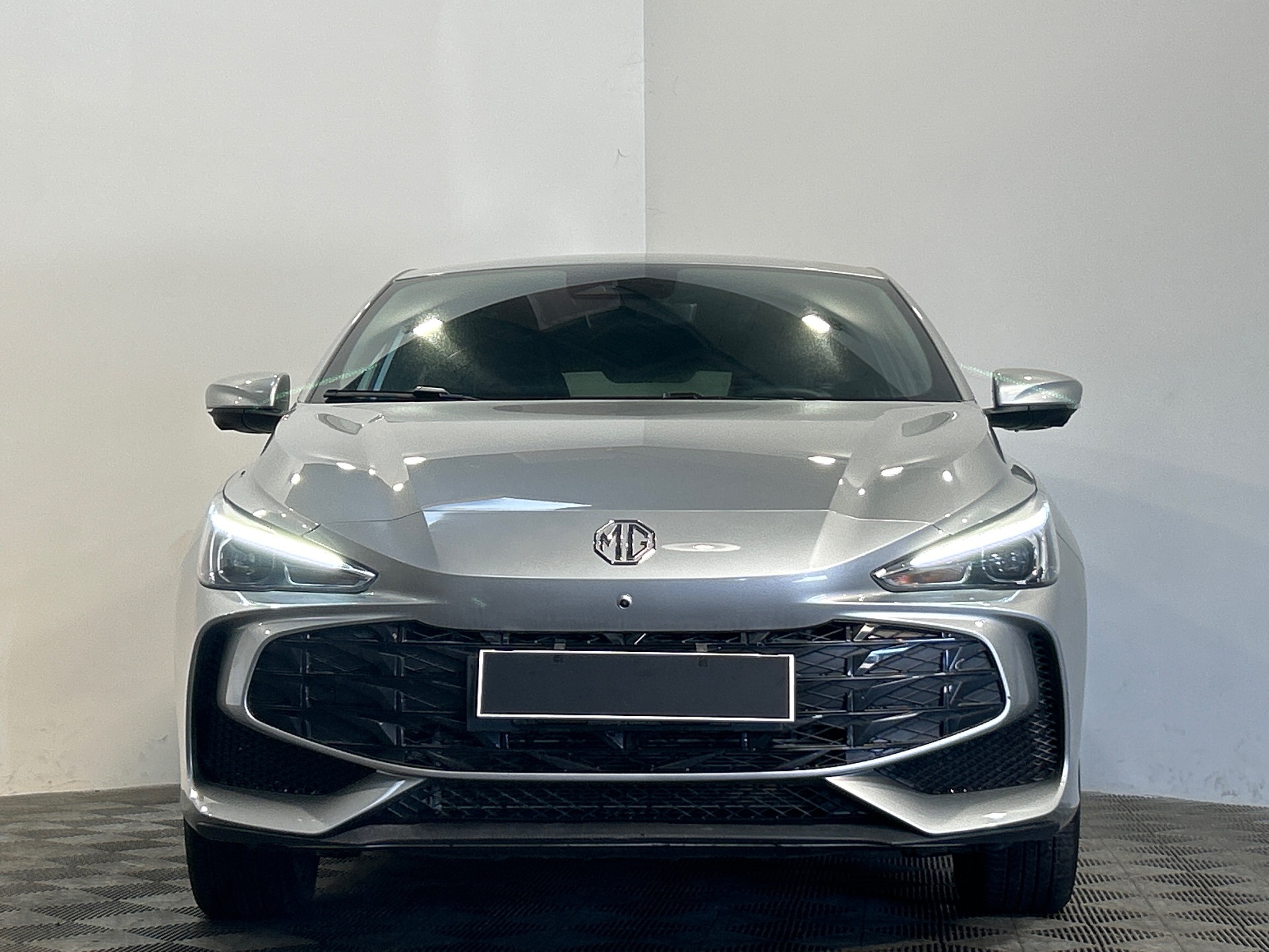 MG MG3 1.5 L Hybrid+ 195 ch Luxury