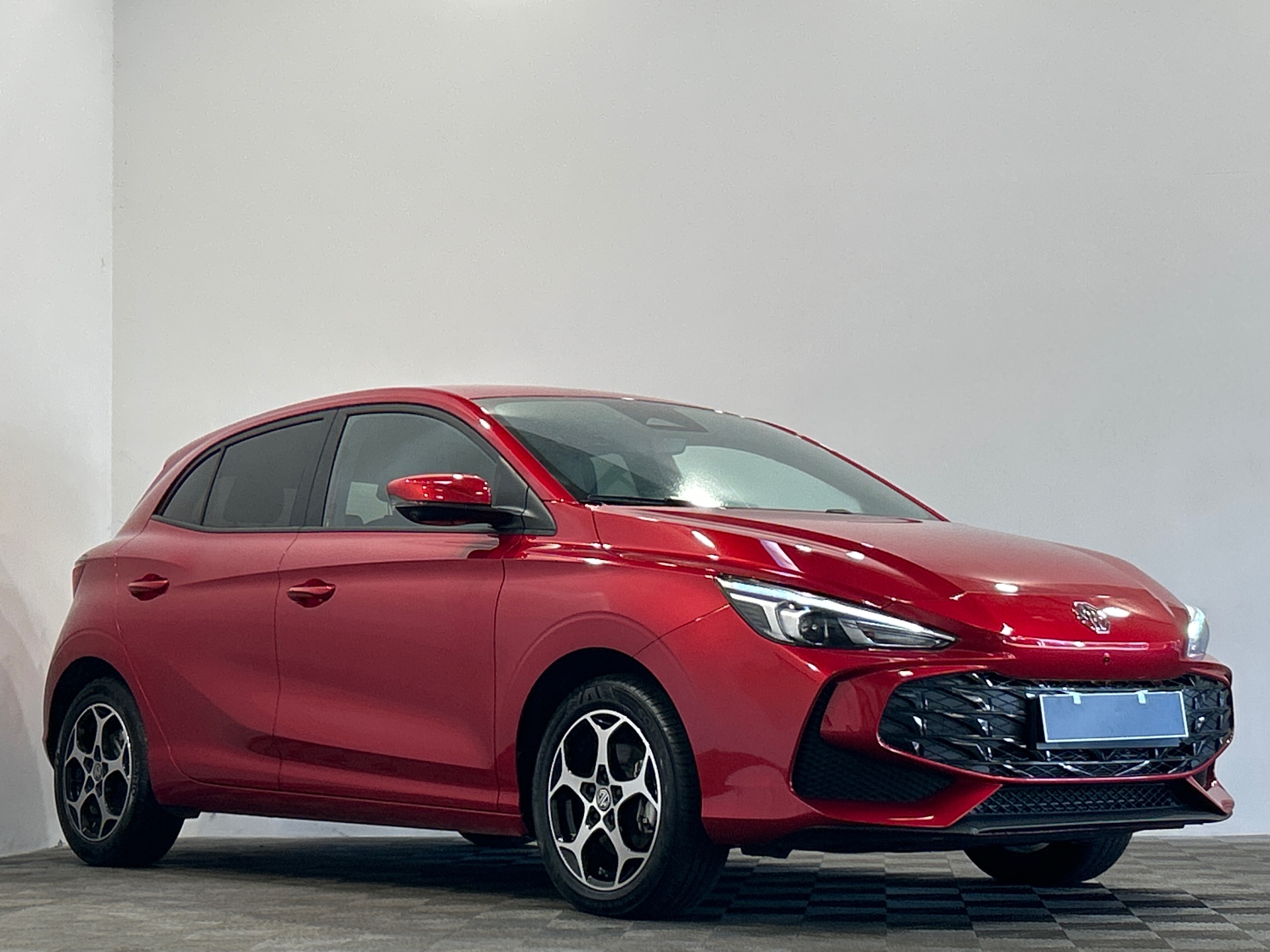 MG MG3 1.5 L Hybrid+ 195 ch Luxury