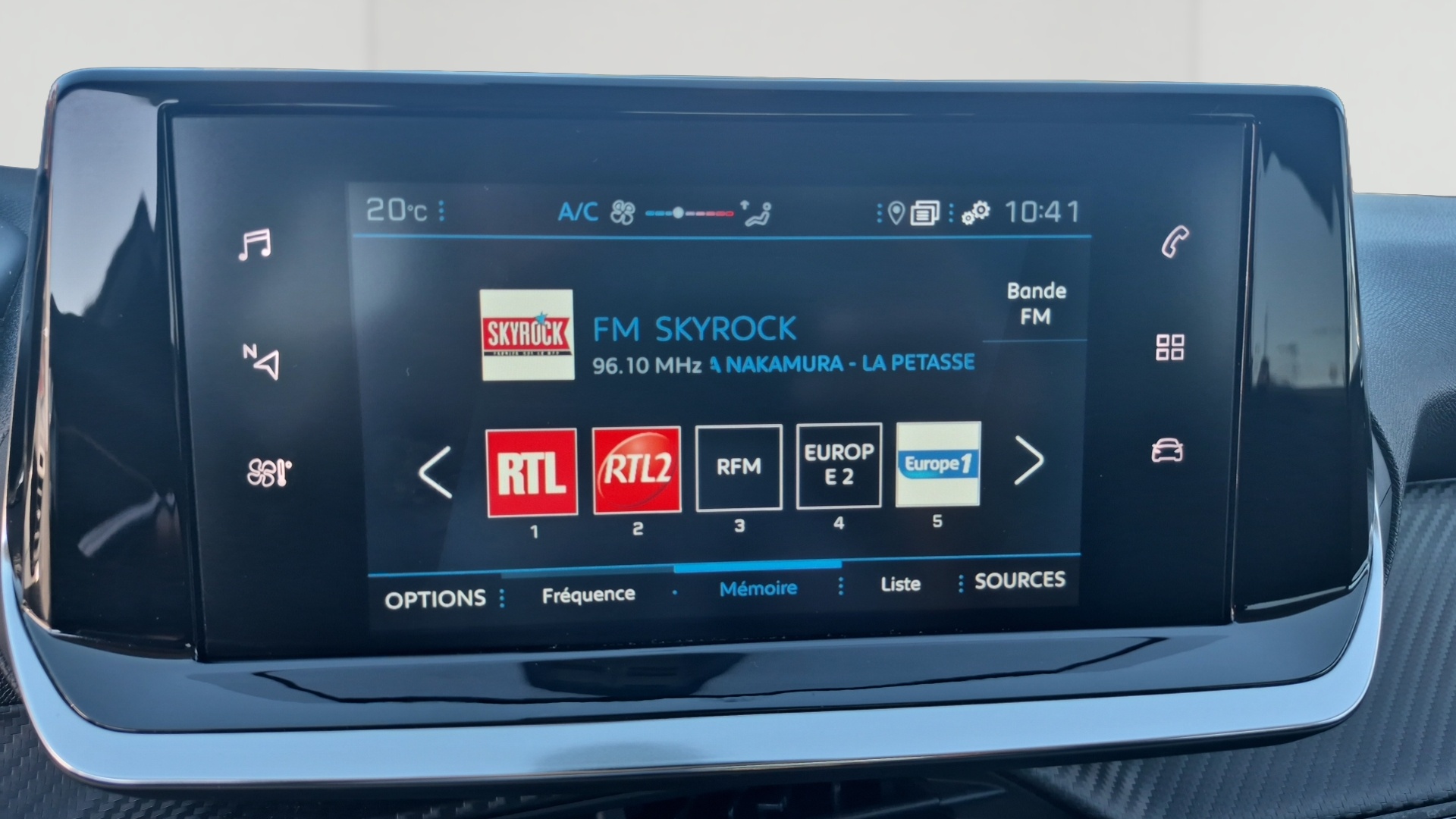 PEUGEOT 208 STYLE PURETECH 75 S&S BVM5