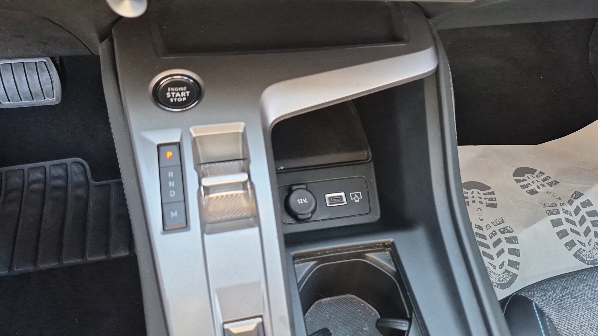 PEUGEOT 408 ALLURE PTECH 130 S&S EAT8