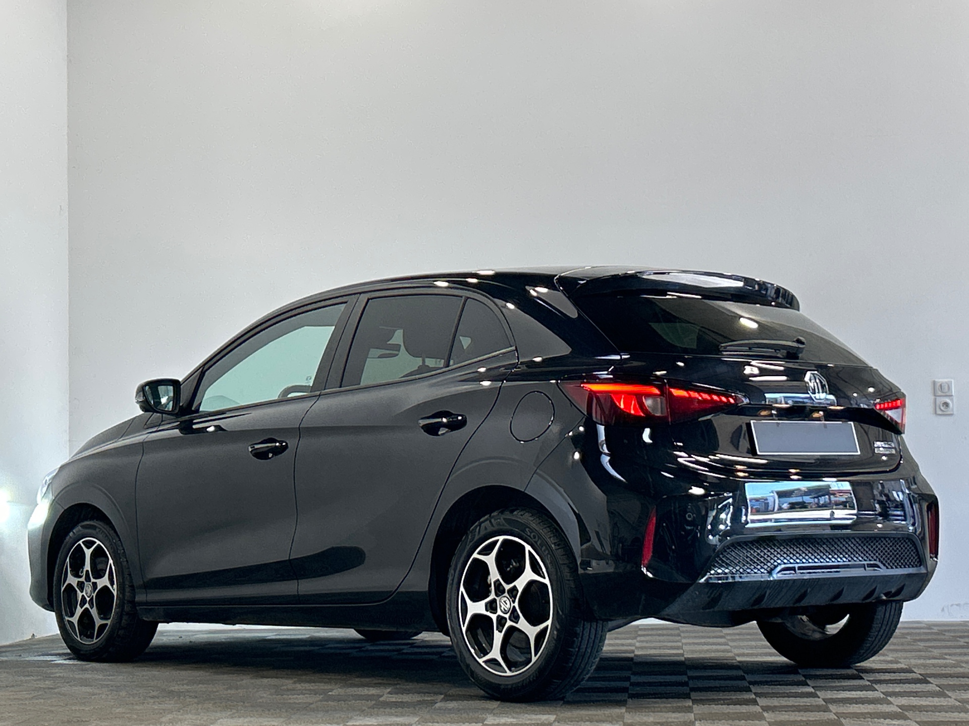 MG MG3 1.5 L Hybrid+ 195 ch Luxury