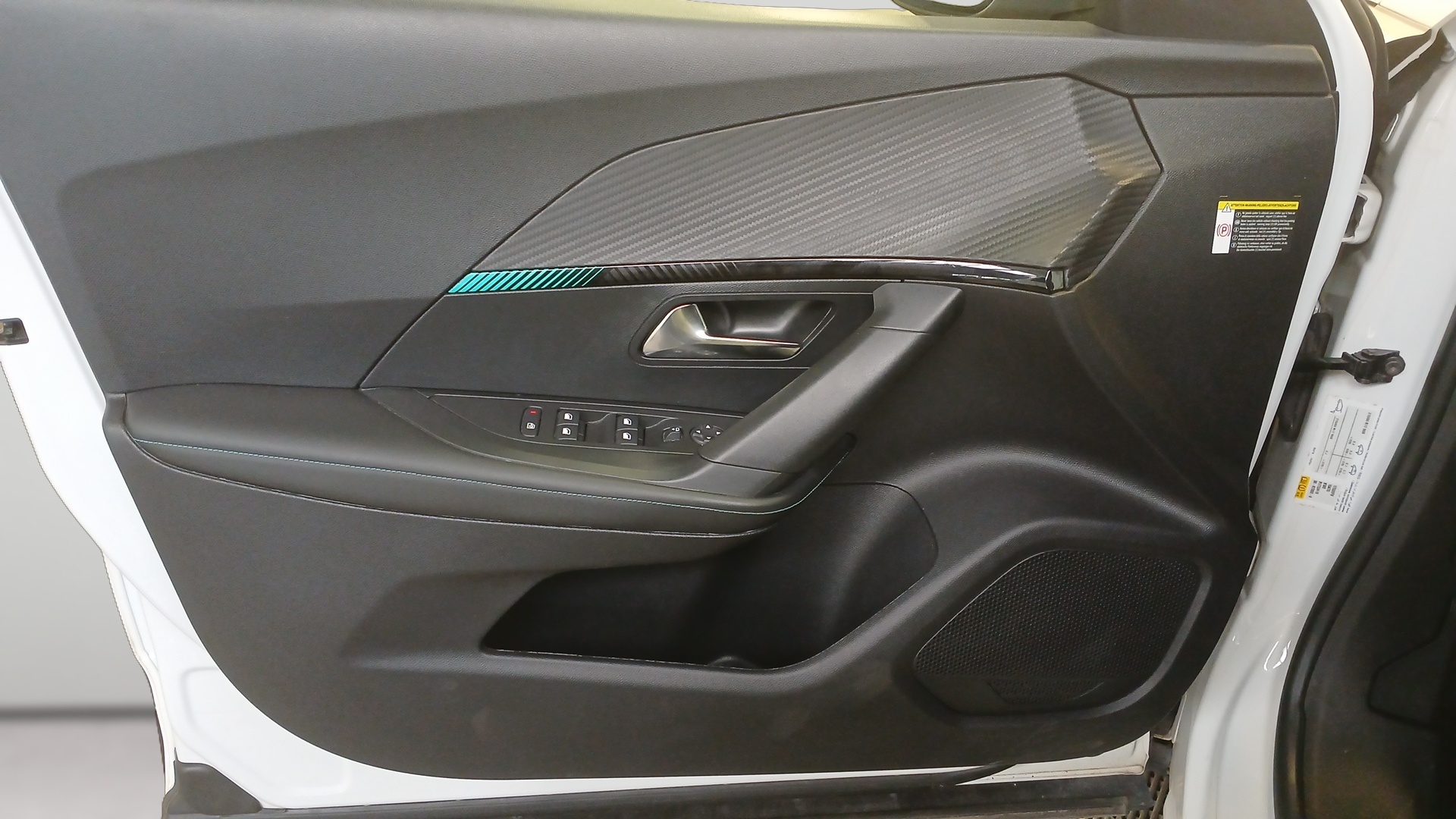 PEUGEOT 2008 PureTech 130 S&S BVM6 Allure Pack