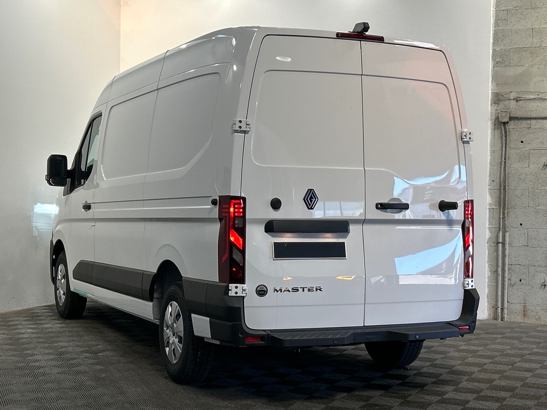 RENAULT MASTER FOURGON FG BLUE DCI 150 L2H2 3T5 TR ADVANCE