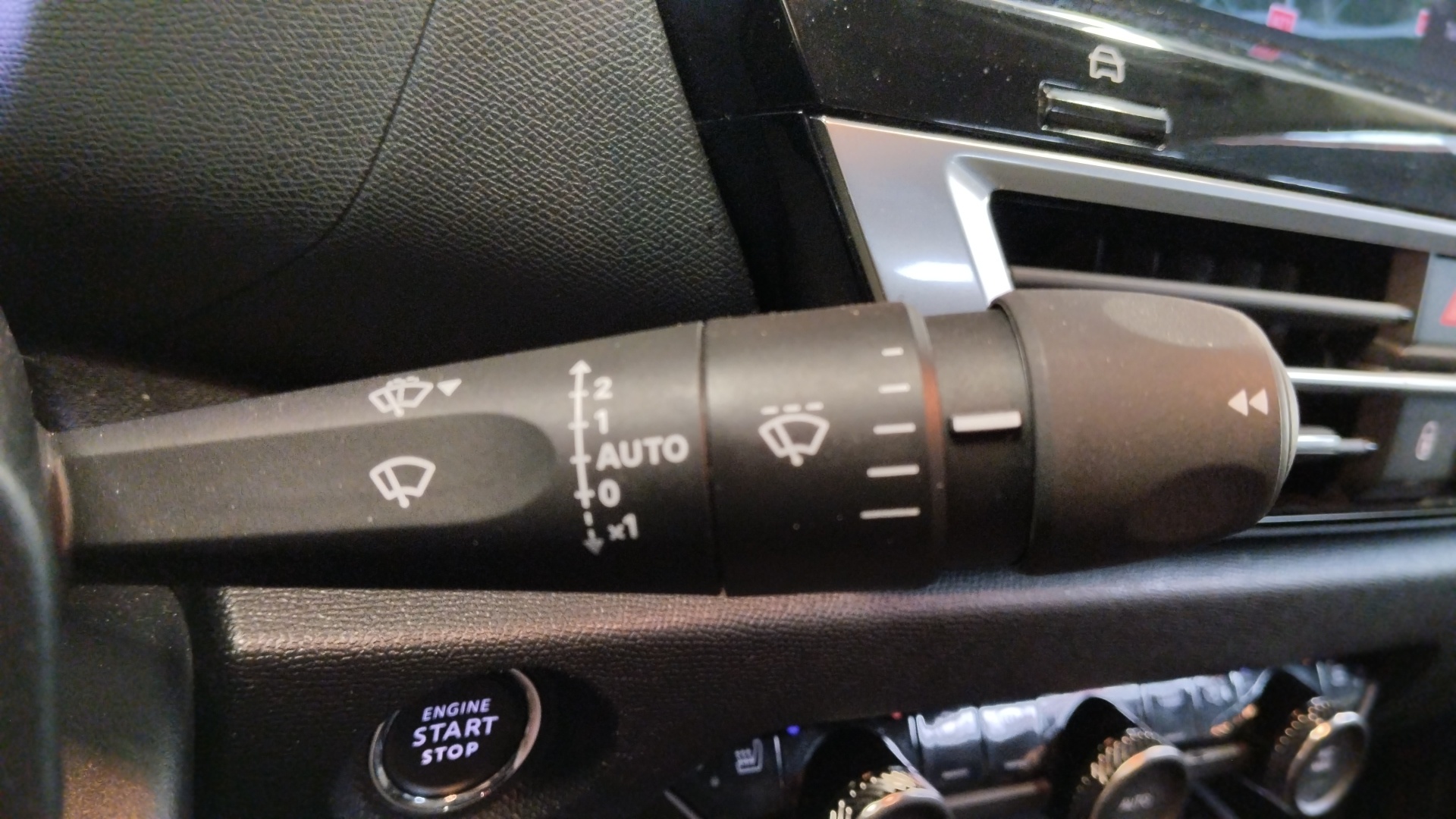 CITROEN C4 PURETECH 130CH.BVM PLUS