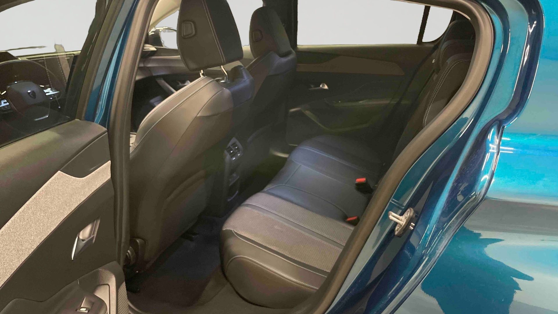 PEUGEOT 308 BlueHDi 130ch S&S EAT8 Allure