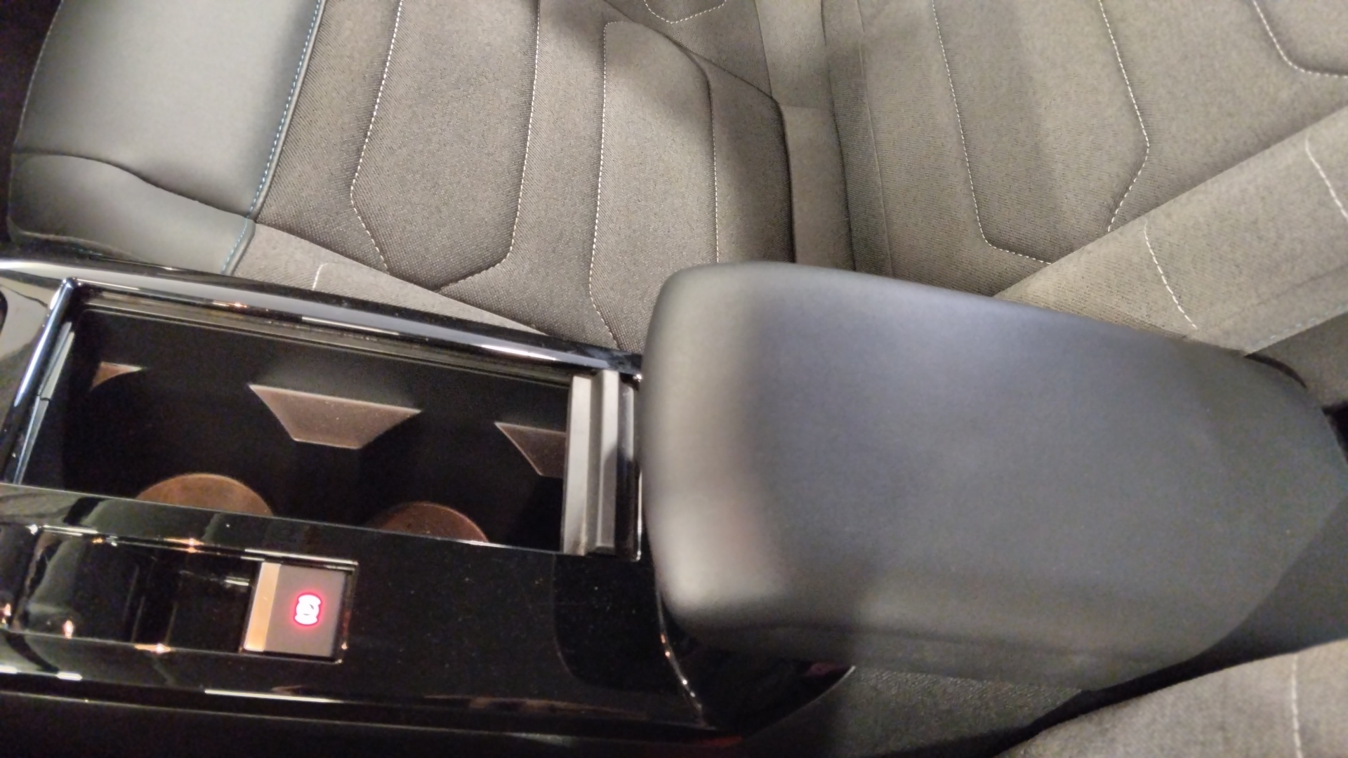 CITROEN C4 PURETECH 130CH.BVM PLUS