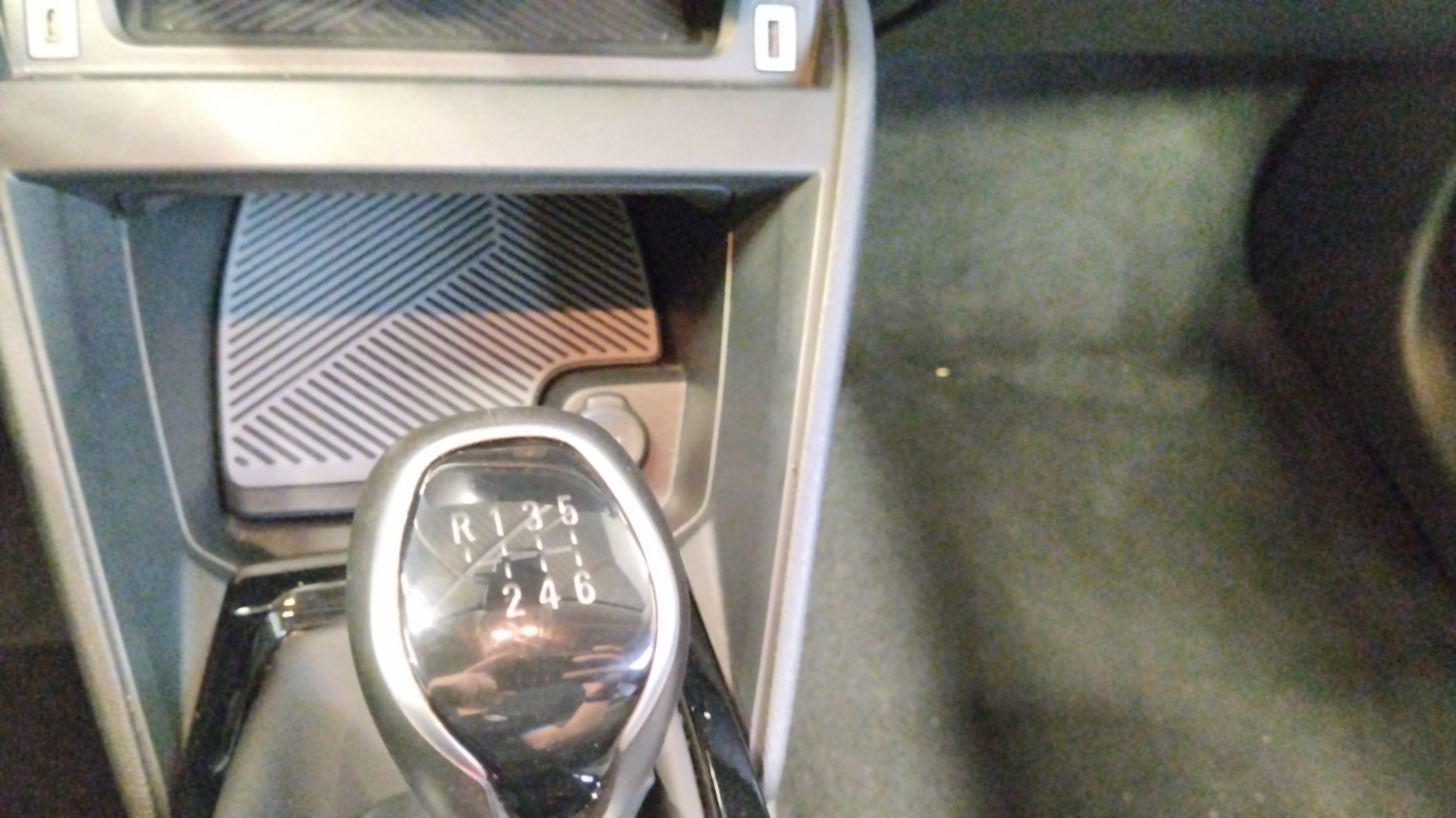 CITROEN C4 PURETECH 130CH.BVM PLUS