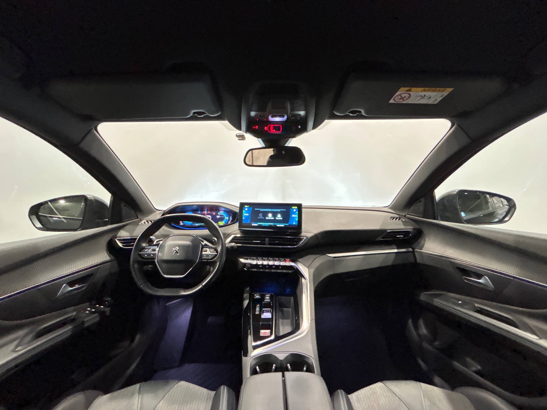 PEUGEOT 3008 ALLUREPK PLUG-IN HYB180 E-EAT8