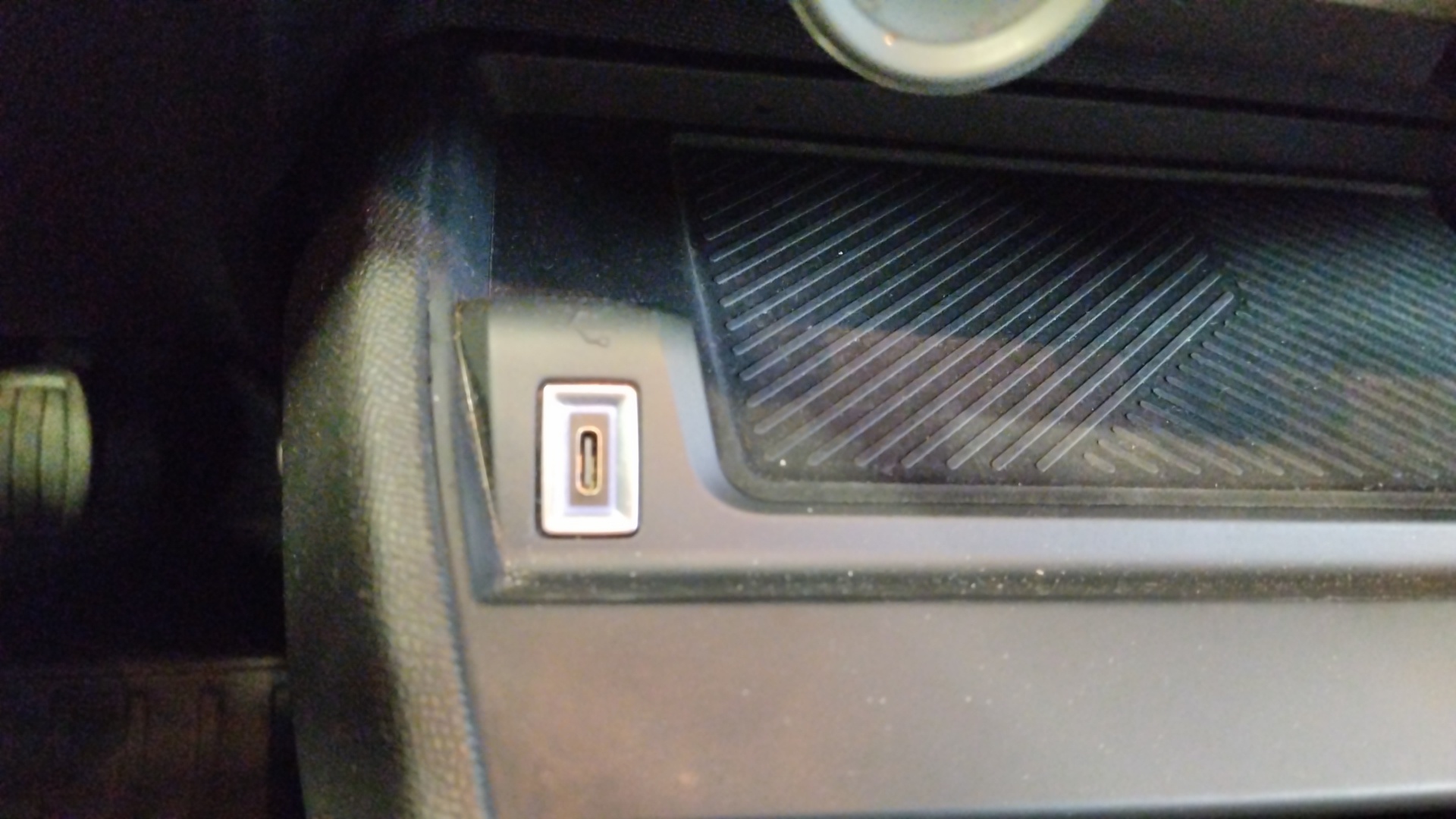 CITROEN C4 PURETECH 130CH.BVM PLUS