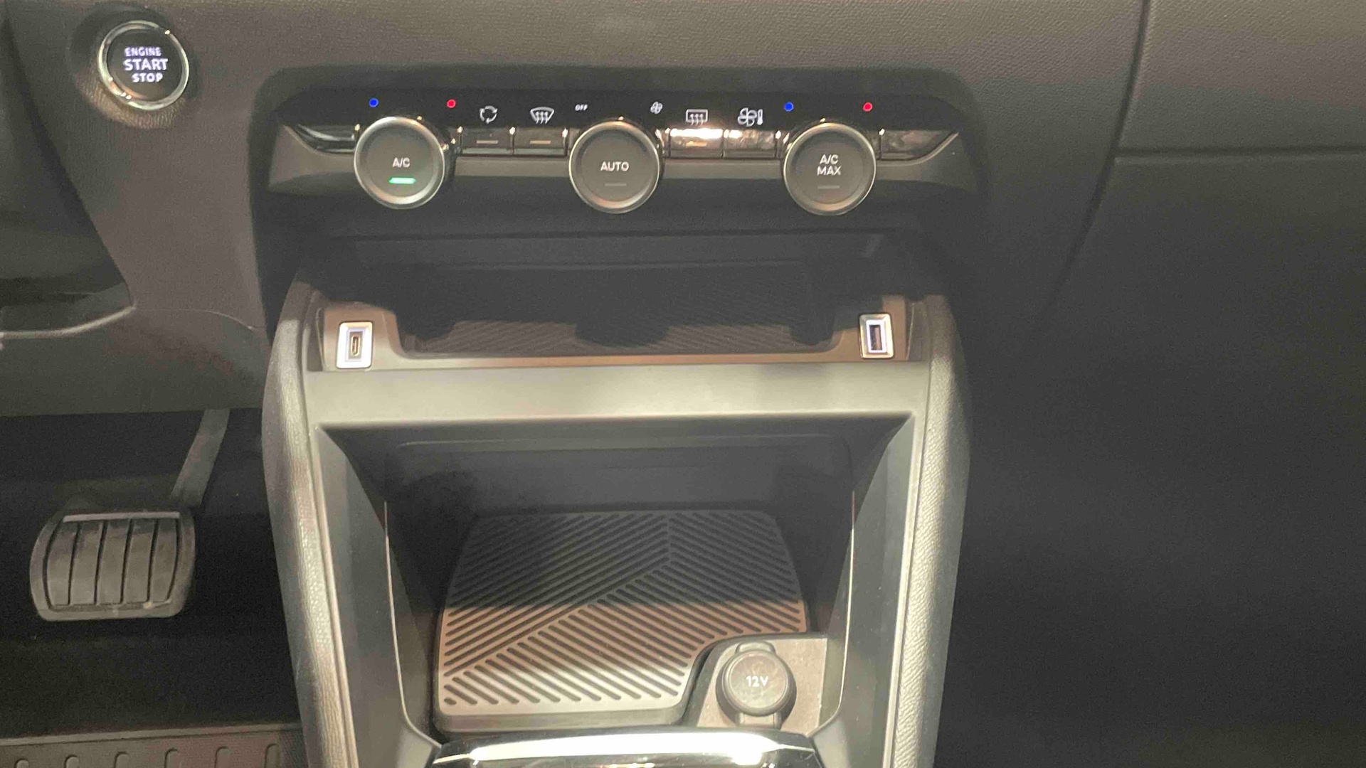 CITROEN C4 PureTech 130 EAT8 Plus