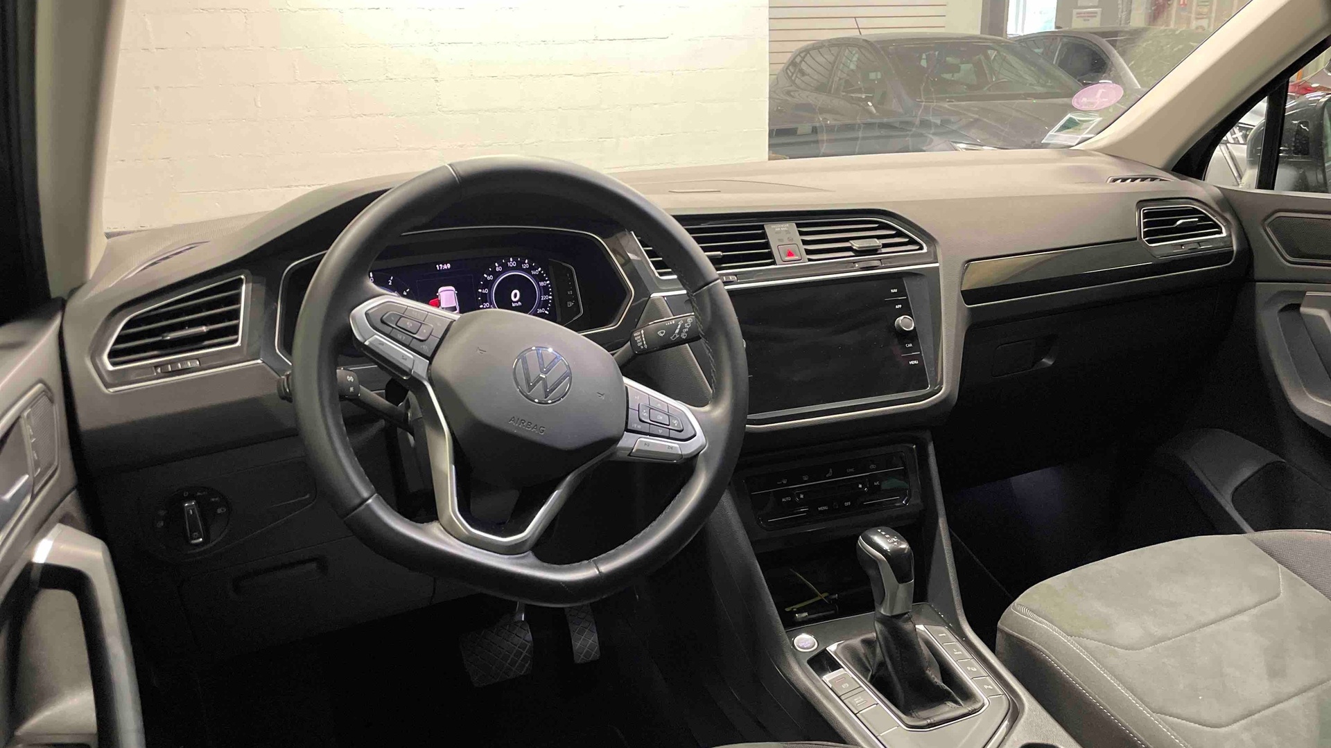 VOLKSWAGEN TIGUAN 1.4 eHybrid 245ch DSG6 Elegance
