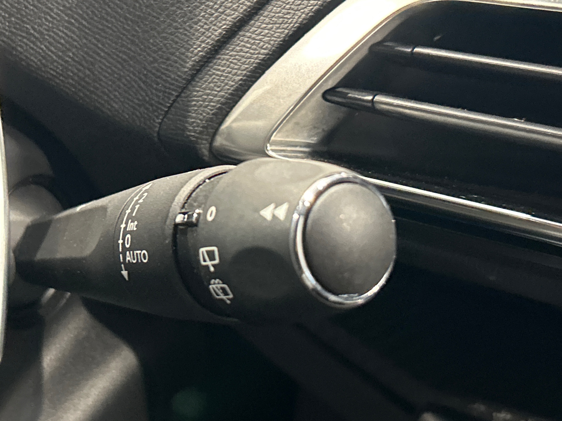 PEUGEOT 3008 ALLUREPK PLUG-IN HYB180 E-EAT8