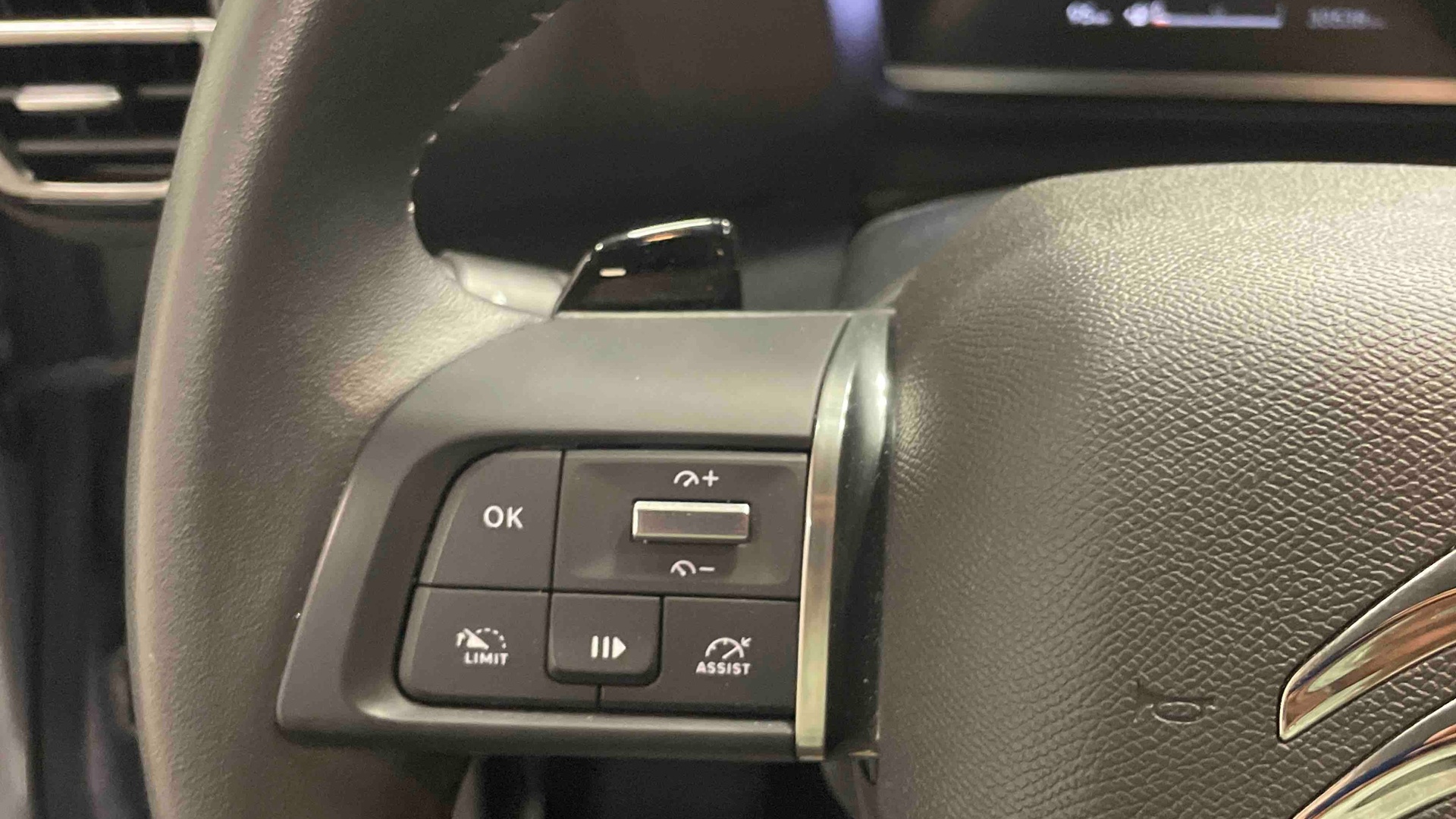 CITROEN C4 PureTech 130 EAT8 Plus
