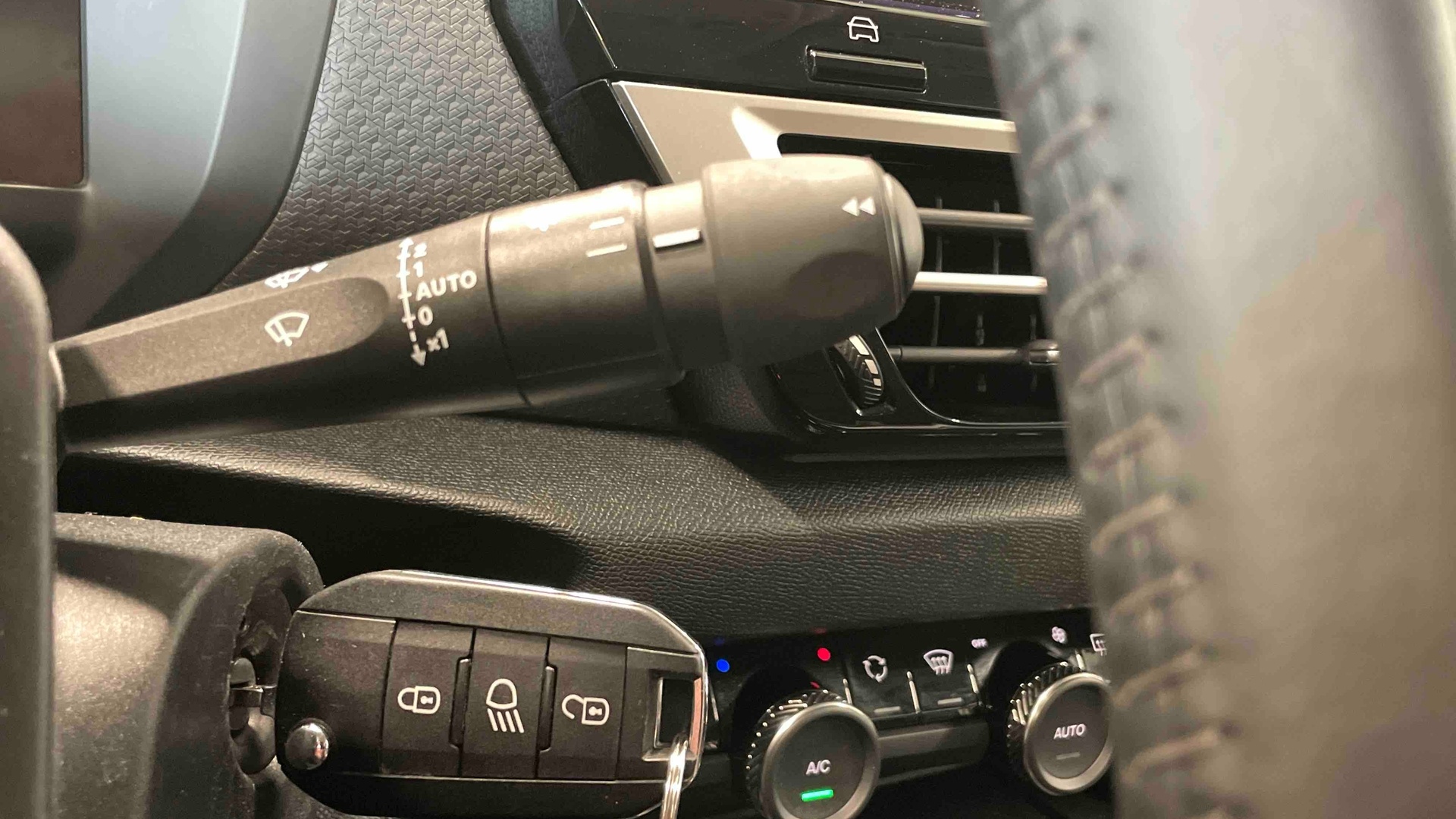 CITROEN C4 Hybride 145 ch e-DCS6 Max