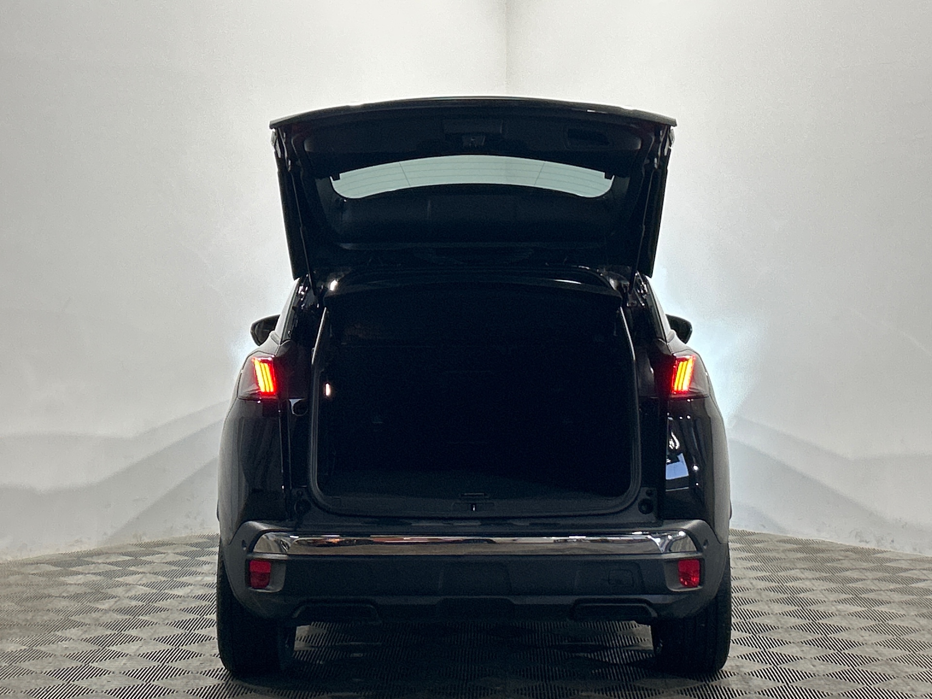 PEUGEOT 3008 ALLUREPK PLUG-IN HYB180 E-EAT8