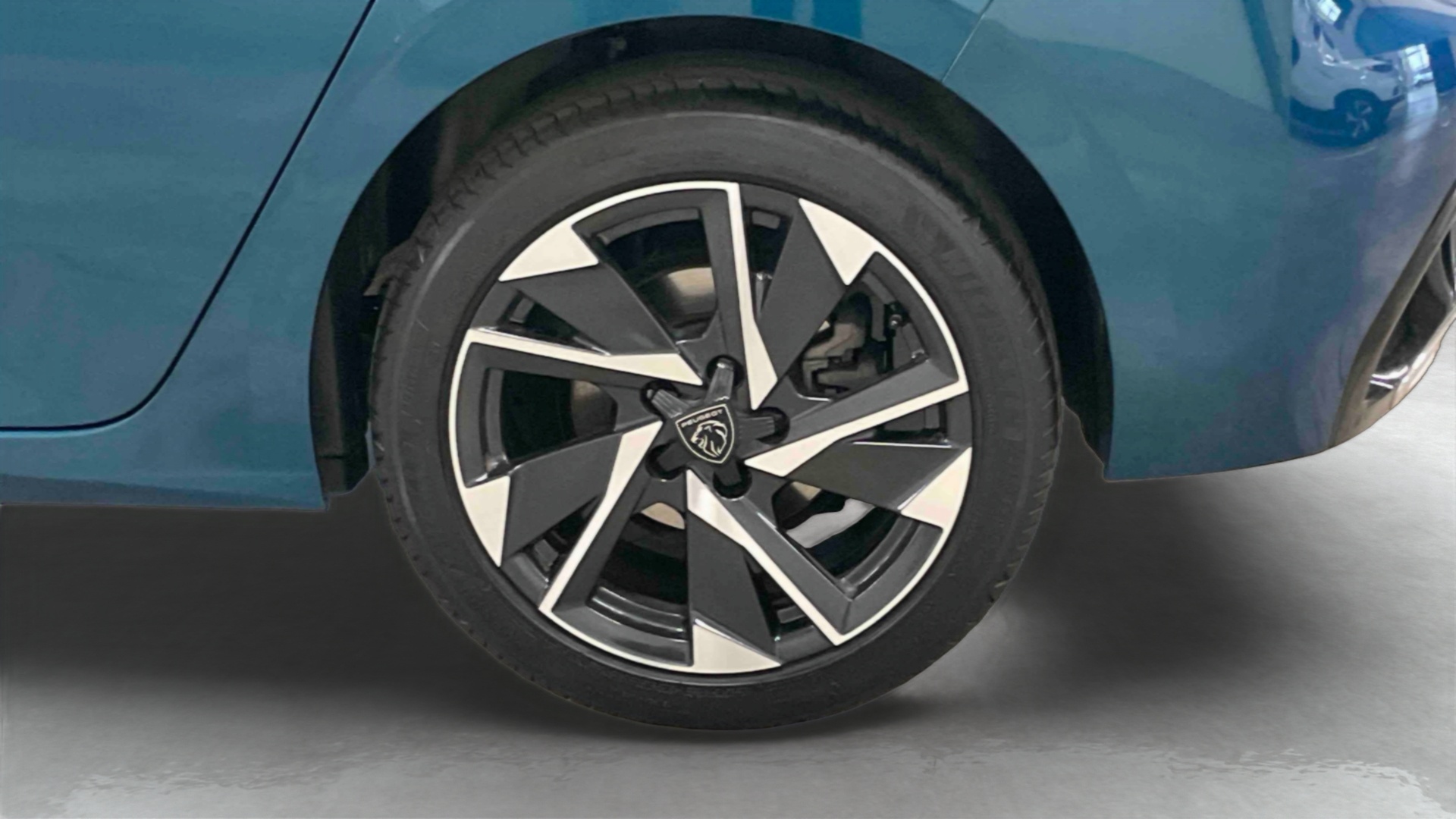 PEUGEOT 308 BlueHDi 130ch S&S EAT8 Allure