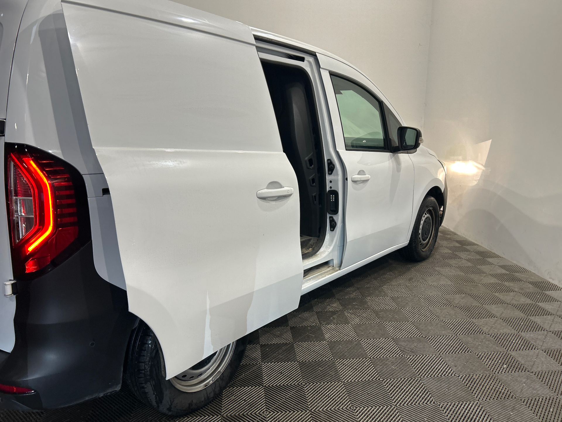 RENAULT KANGOO VAN FG TOLE BLUE DCI 95 L1 GSR2 EXTRA